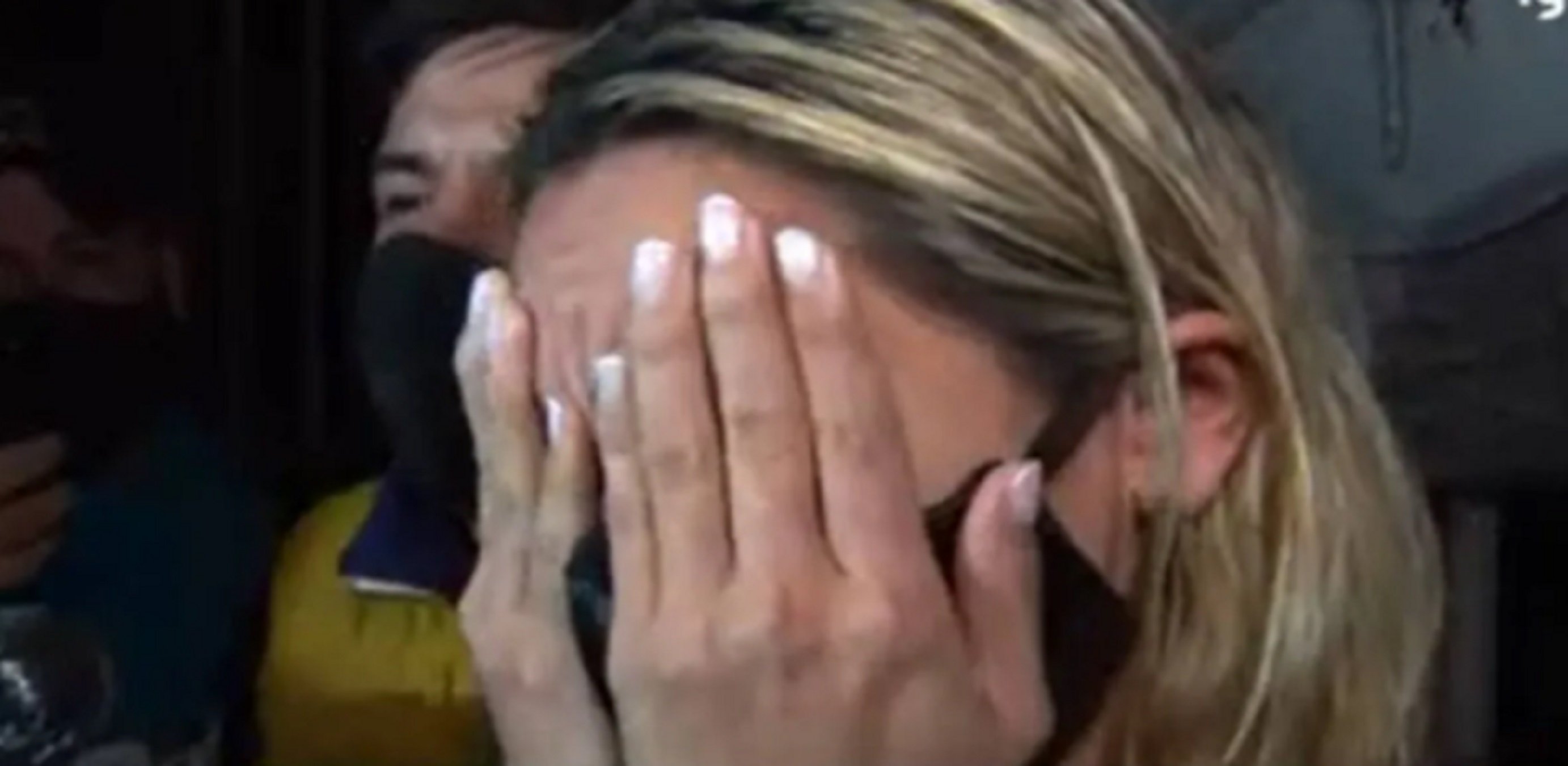 Escándalo: la novia de Maradona, hundida por lo que le ha pasado en el velatorio