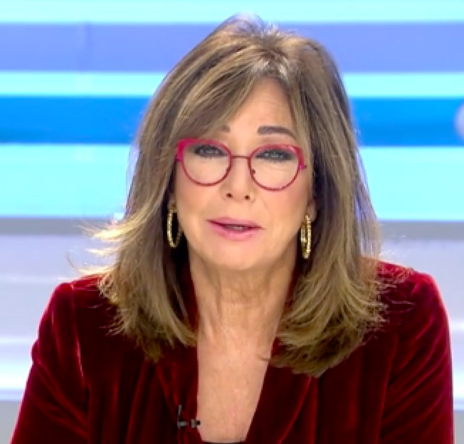 Ana Rosa Quintana vomita contra Puigdemont i defensa el paper de Joan Carles