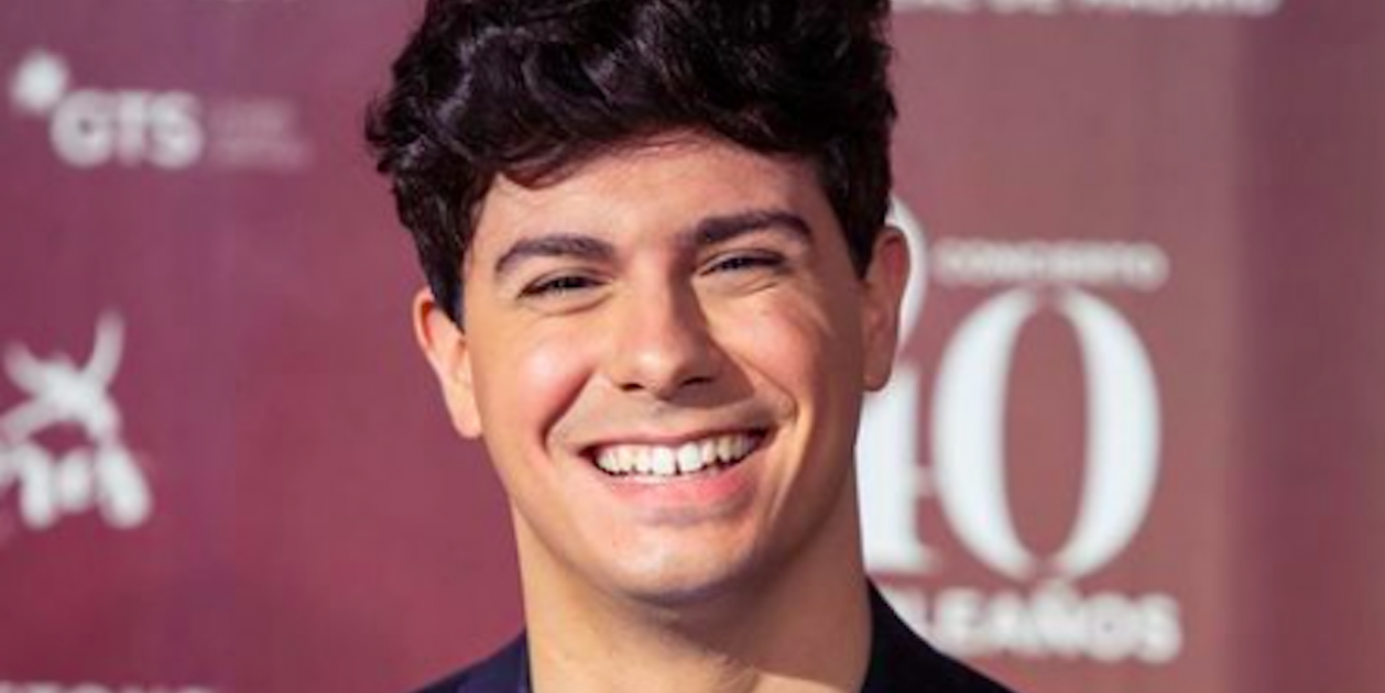 La foto nunca antes vista de Alfred García, 'OT', con falda corta de