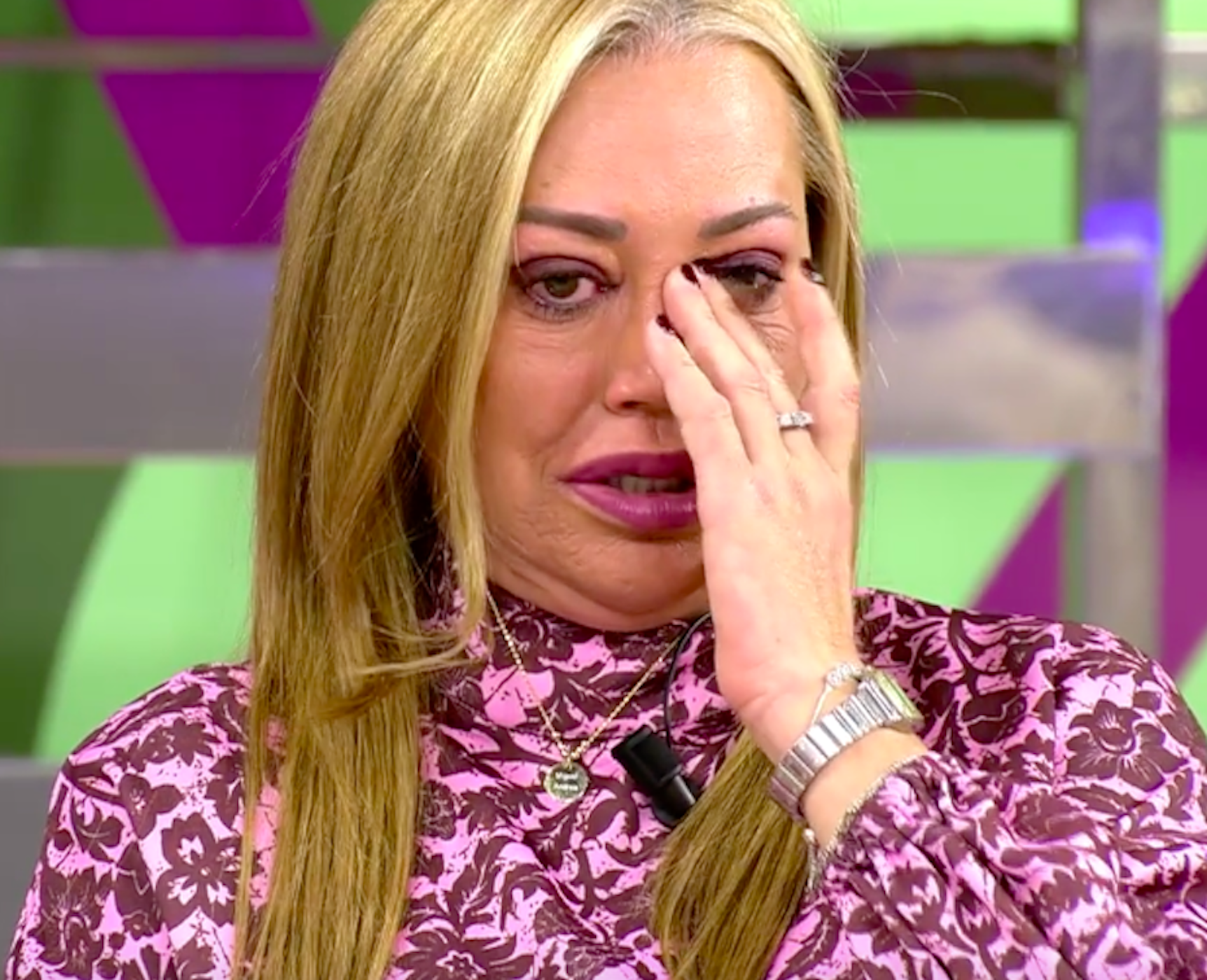 Recuerdo de Belén Esteban a Mila Ximénez, desaparecida de la tele por el cáncer