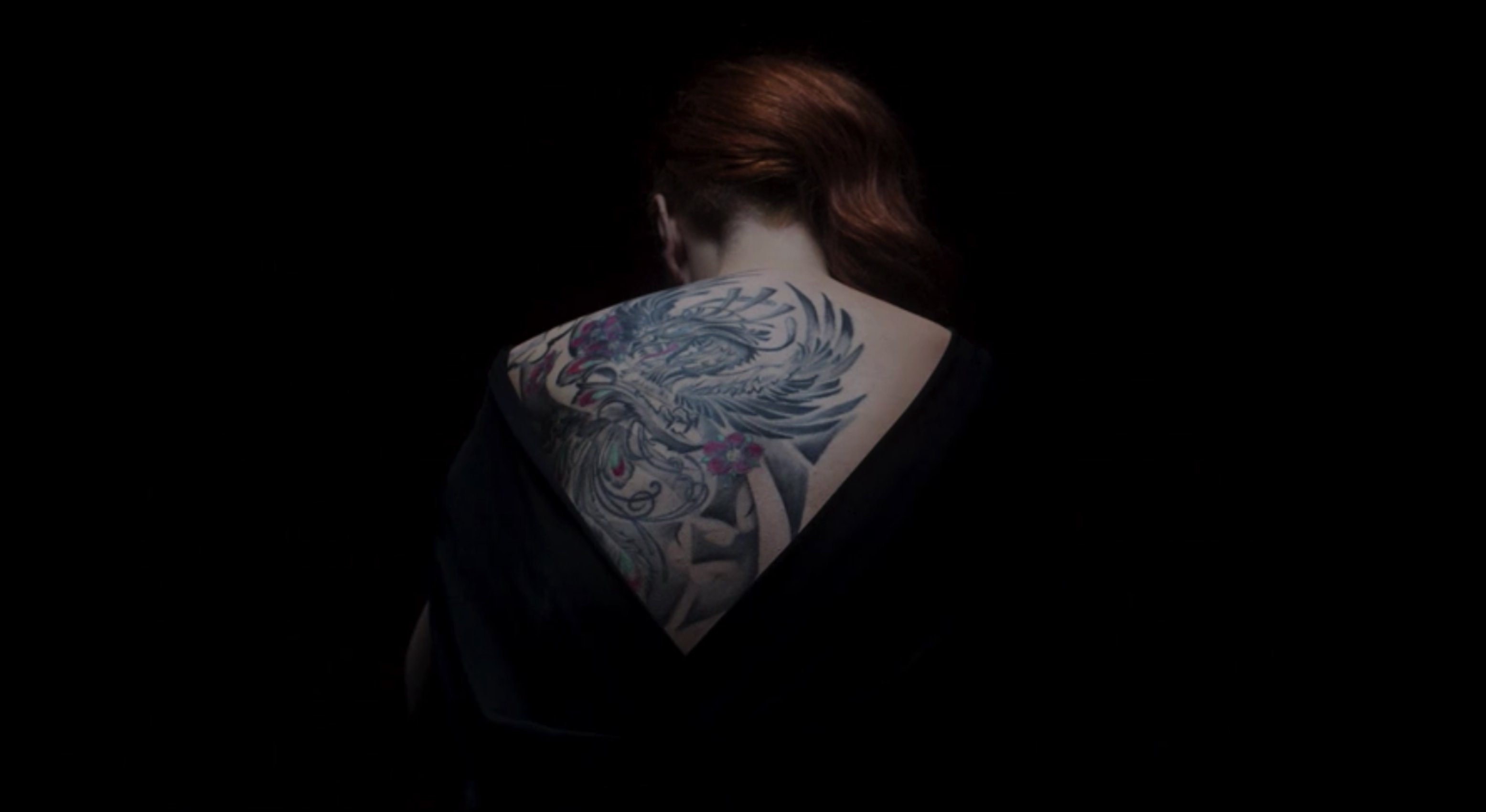L'imponent tatuatge de Rocío Carrasco a l'esquena: dard a Antonio David Flores