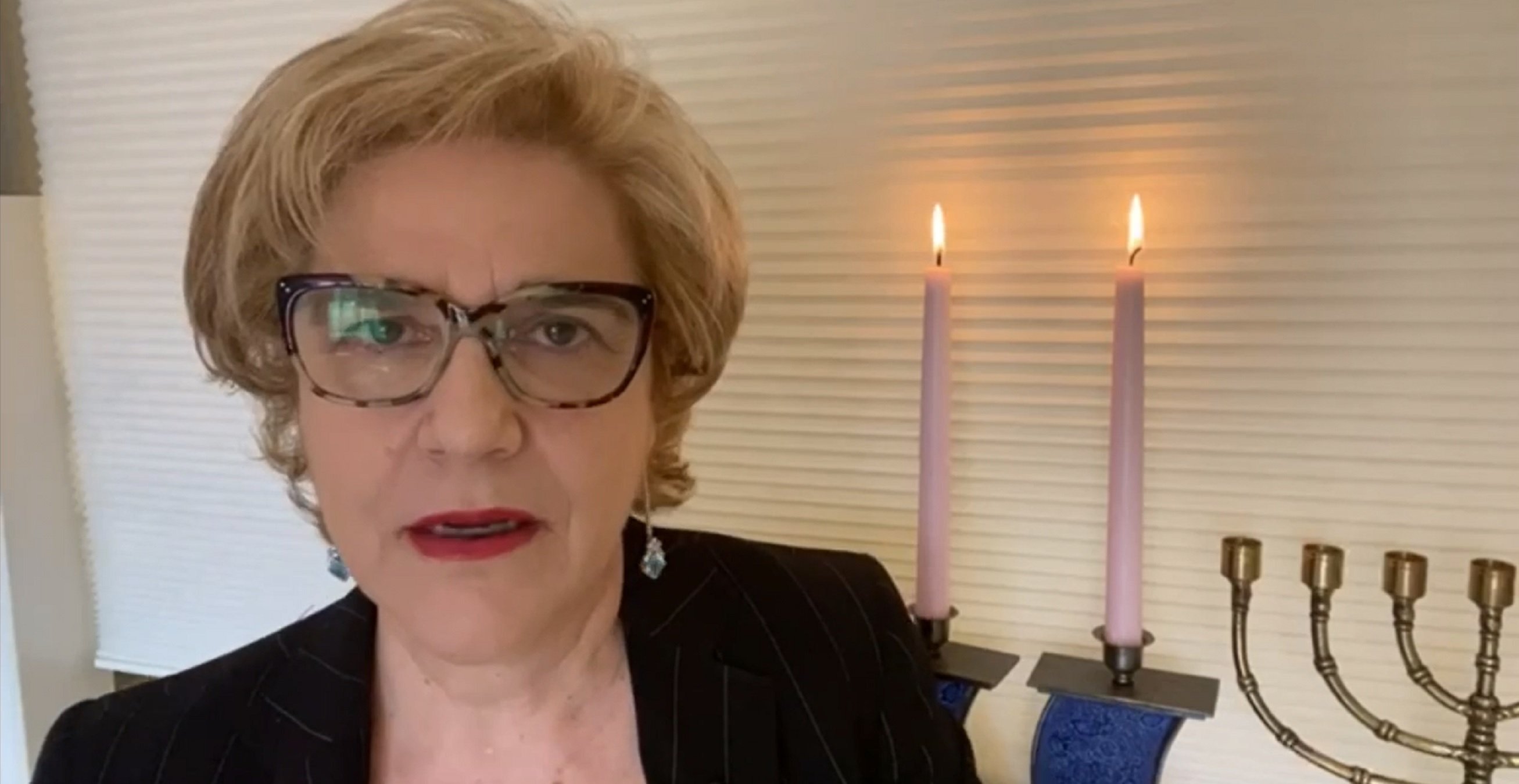 Pilar Rahola, imprescindible: vídeo destrossant els nazis, "La pitjor escòria"