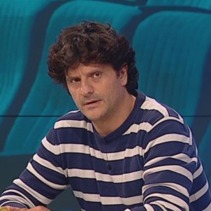 Joel Joan aplaude a una presentadora VIP de TV por hablar catalán en las tiendas