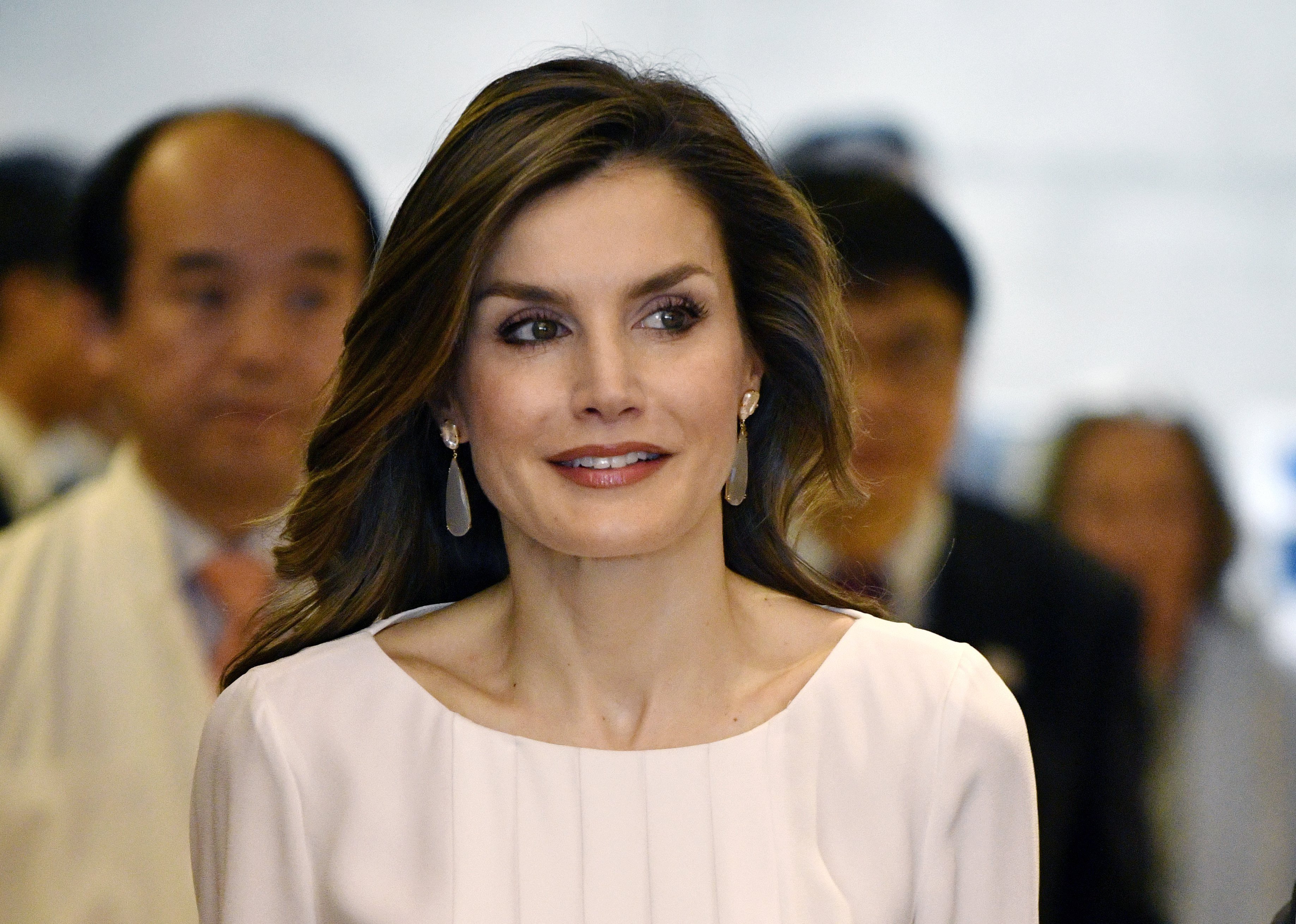 El suculento precio de los 'modelitos' de Letizia en Japón