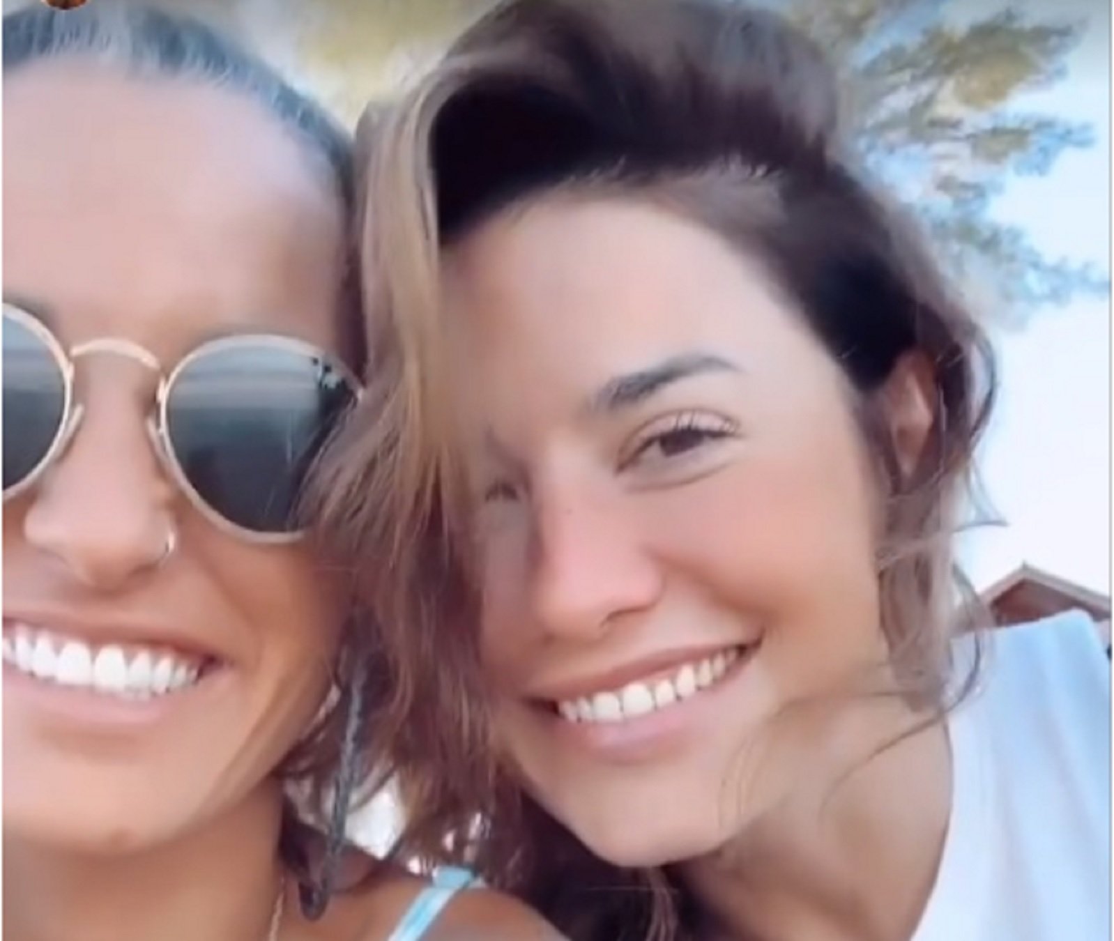 Ares Teixidó enseña a su novia brasileña, Bruna Manzoni, con una foto censurada