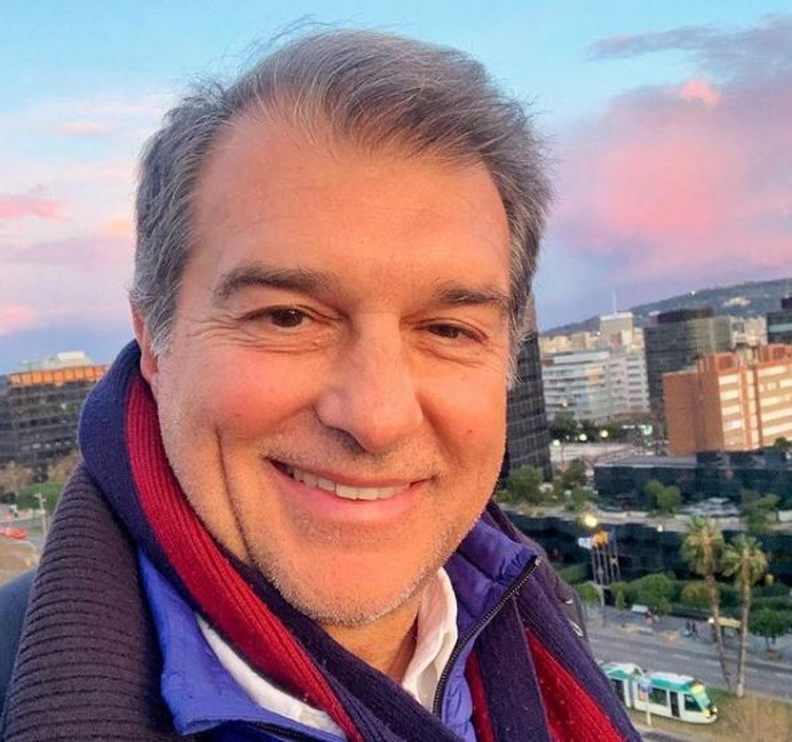 El look de Joan Laporta després de passar per la millor barberia de Barcelona