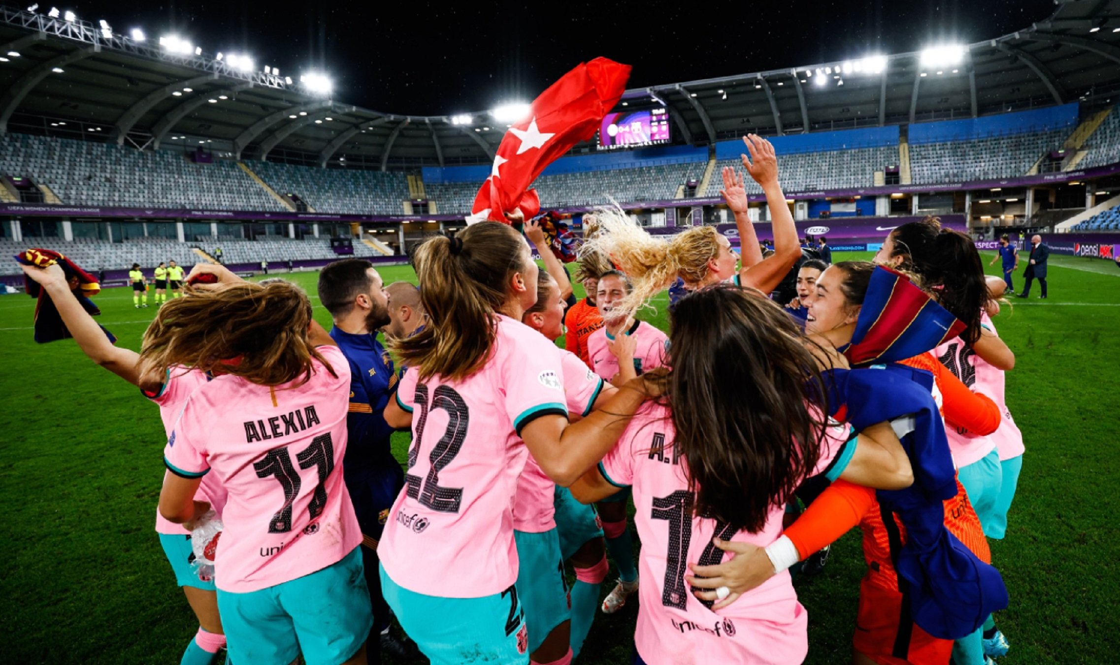 Celebración conmovedora por el Barça femenino: así lo ha vivido una presentadora