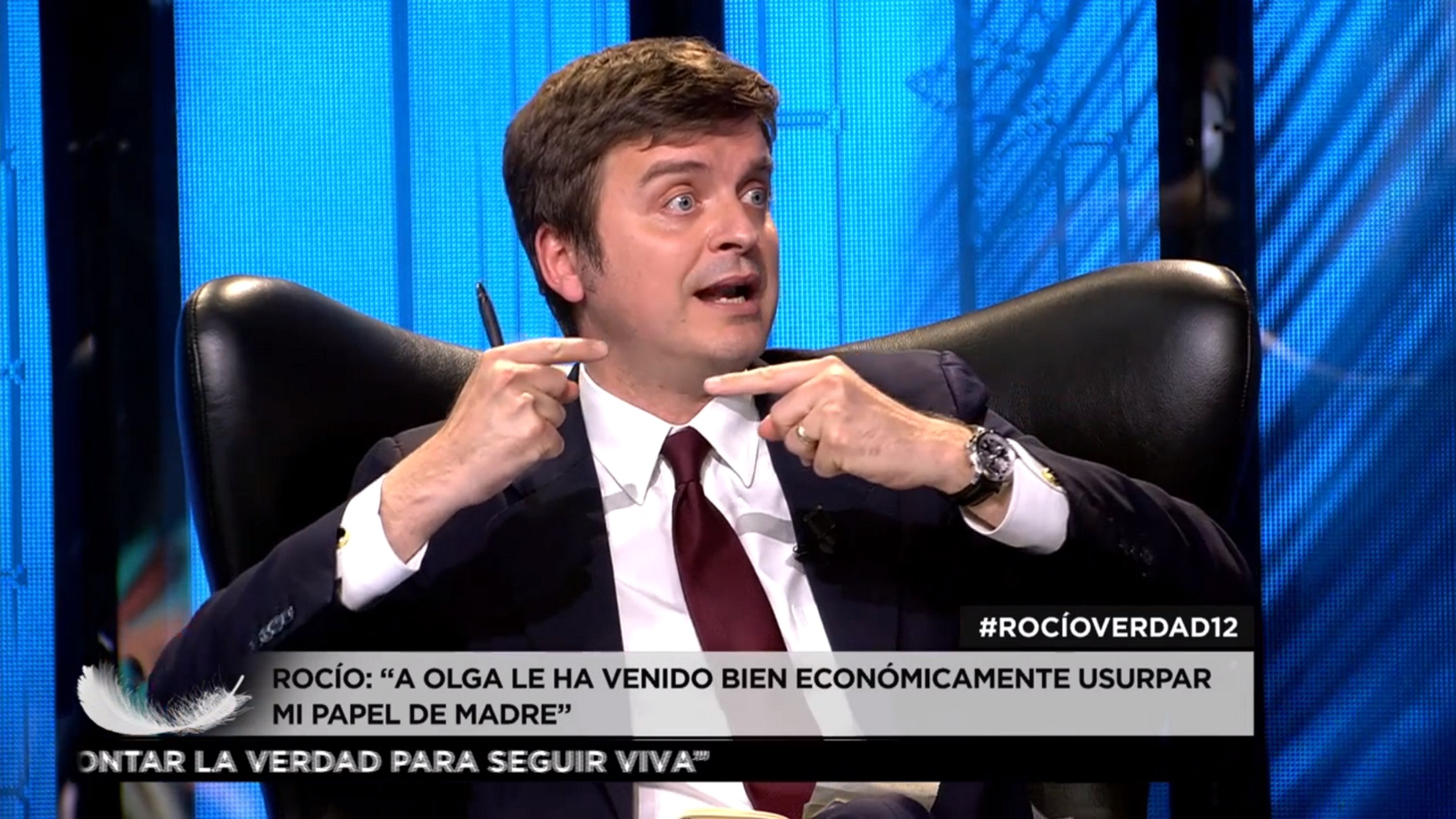 Marc Giró ovacionado. Le lee la cartilla a Telecinco y 'Sálvame': "monstruos..."