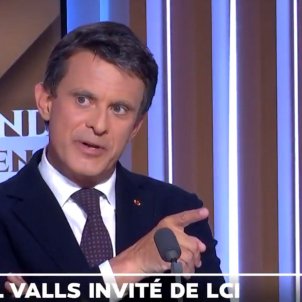Manuel Valls tele francesa dedo LCI