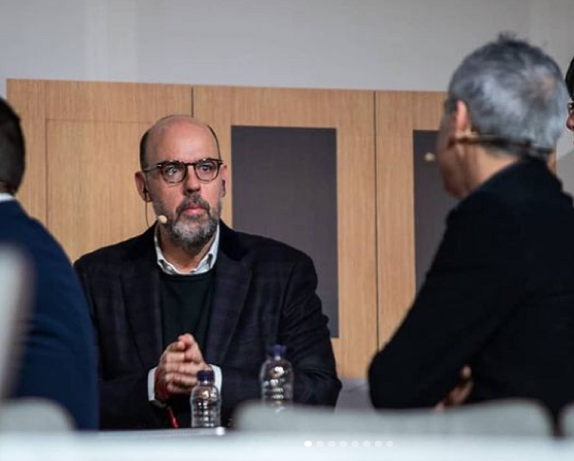 Basté, impressionat, nata descomunal d'un tertulià: "Tot ple de sang, Jordi!"