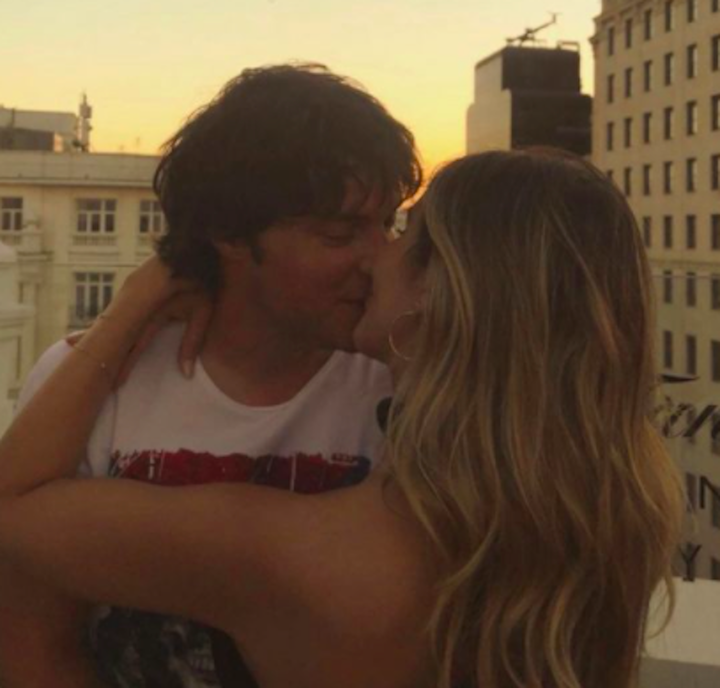 Romántica felicitación de Rebecca Lima a su pareja, el chef catalán Jordi Cruz