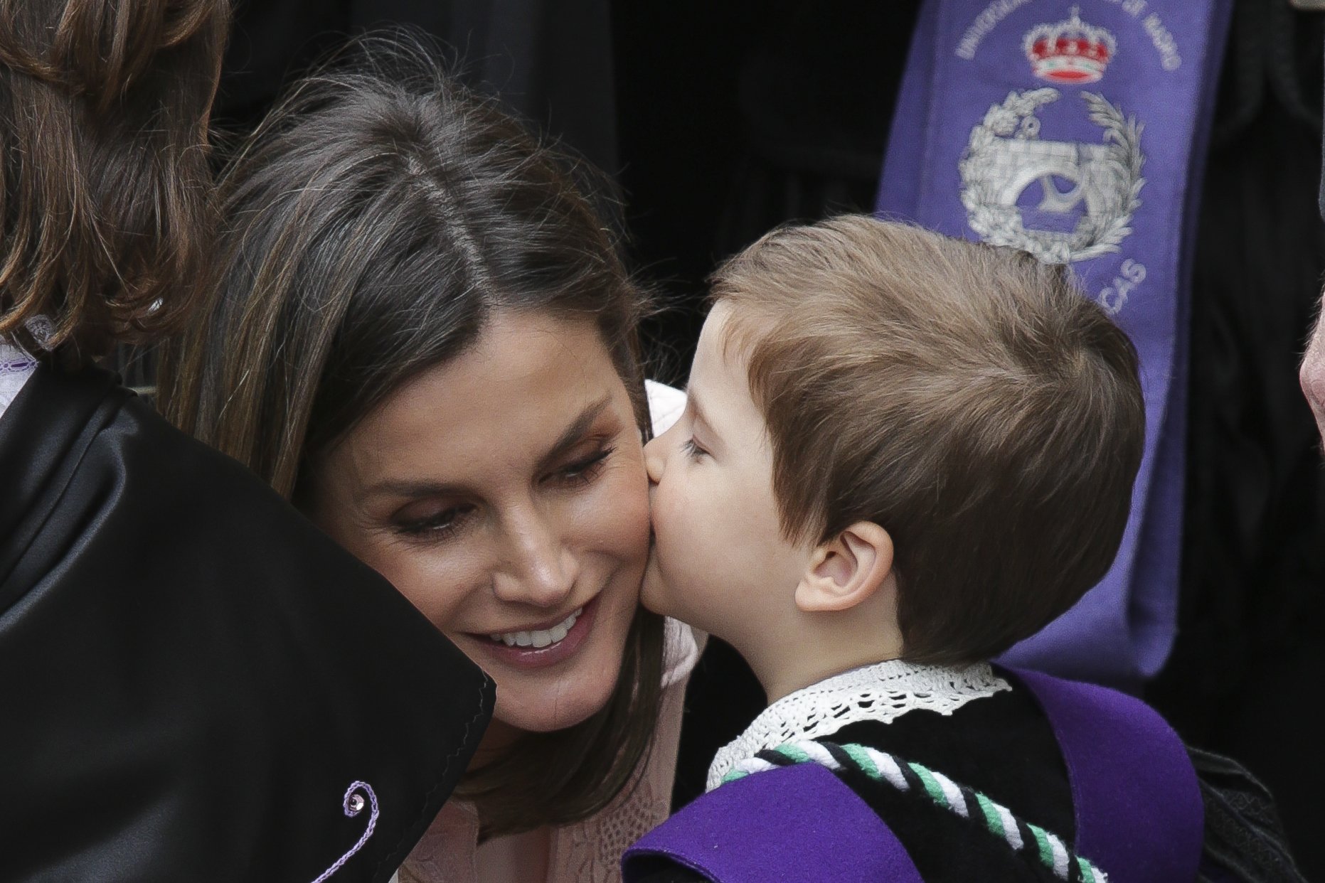 Letizia, grosera y altiva en un evento con niños, habla una de las madres