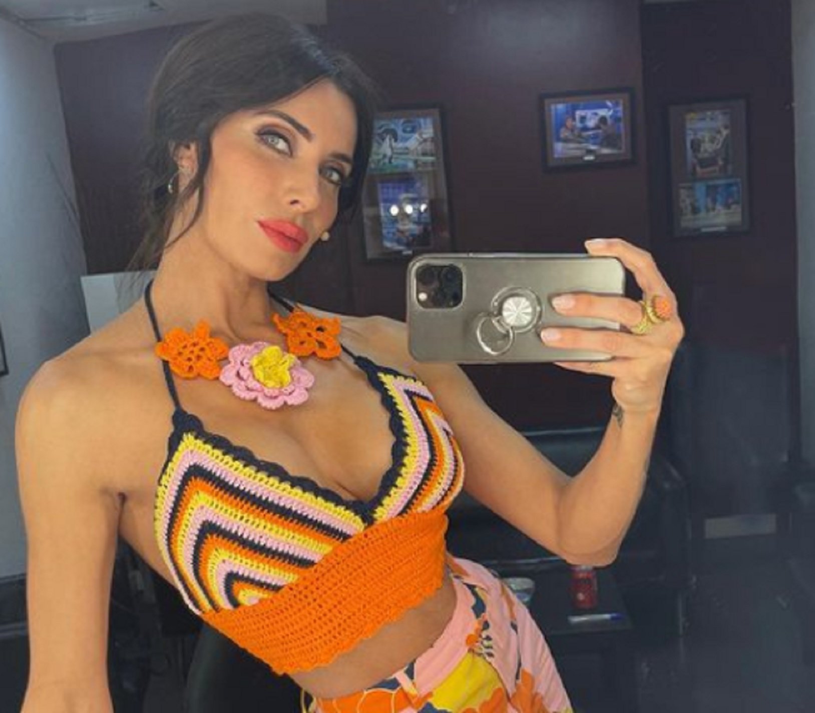 Pilar Rubio encén les xarxes amb la seva primera fotografia des de París: "Foc"