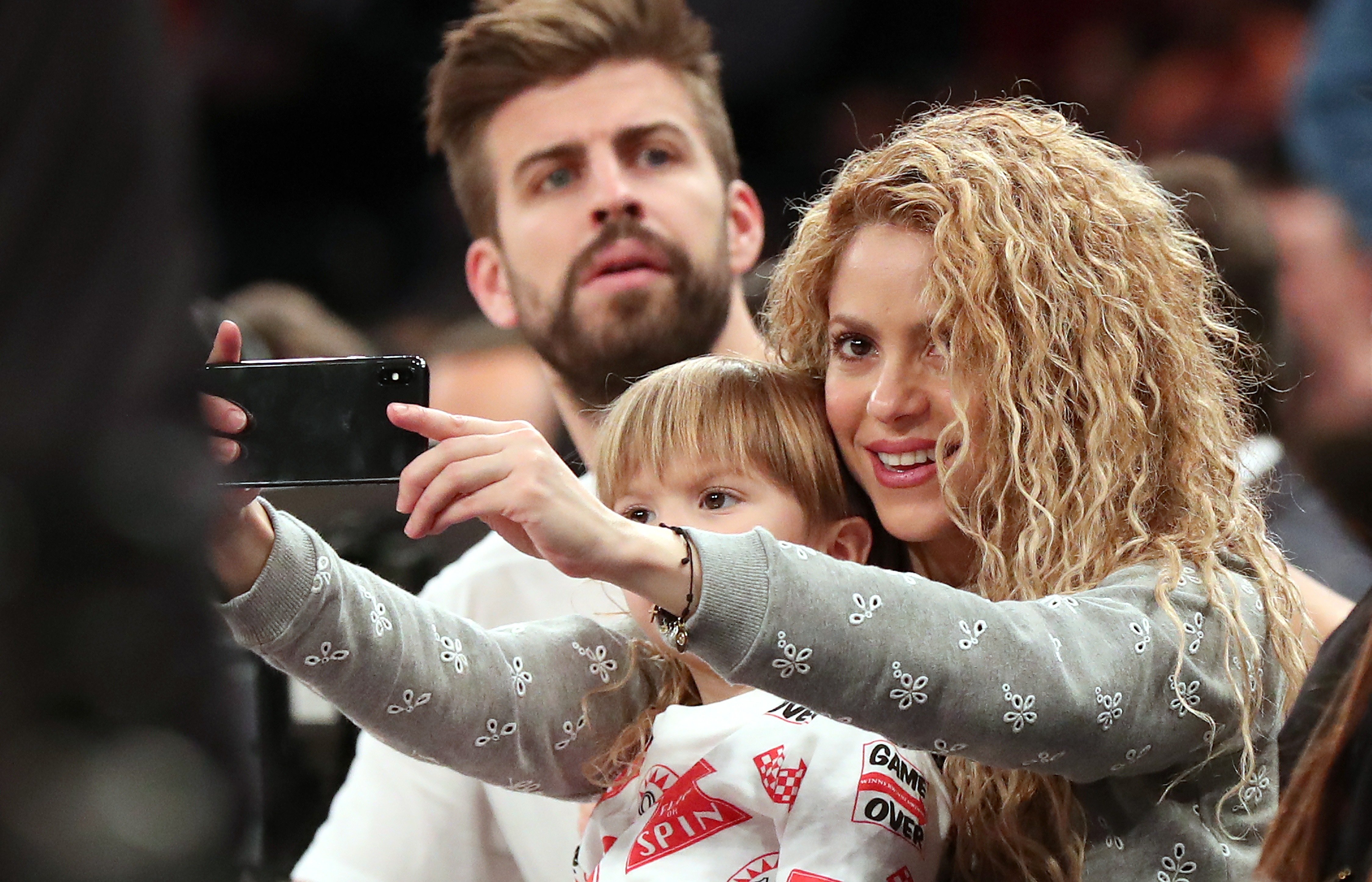 Shakira accepta el repte de Gerard Piqué: foto en primer pla, natural i guapa