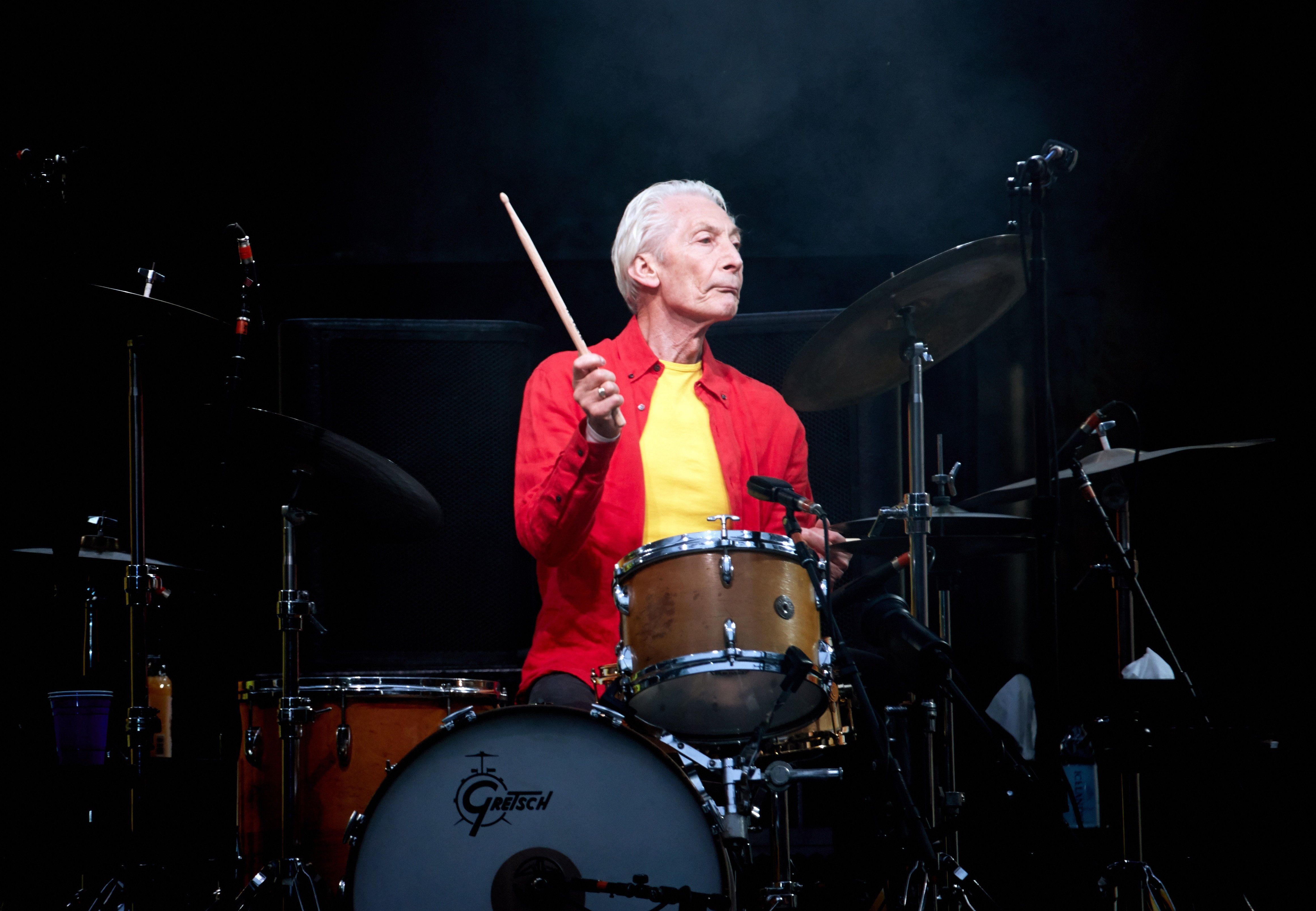 Nyap majúscul a 'El Mundo' amb la mort de Charlie Watts, dels Rolling Stones
