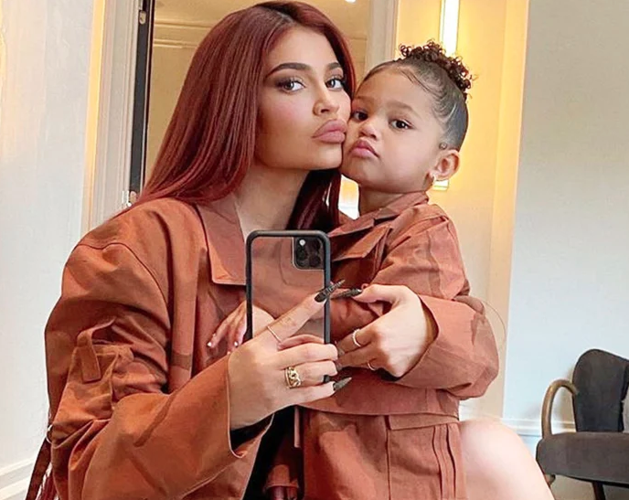 Kylie Jenner ja li treu rendiment econòmic a la seva filla Stormi