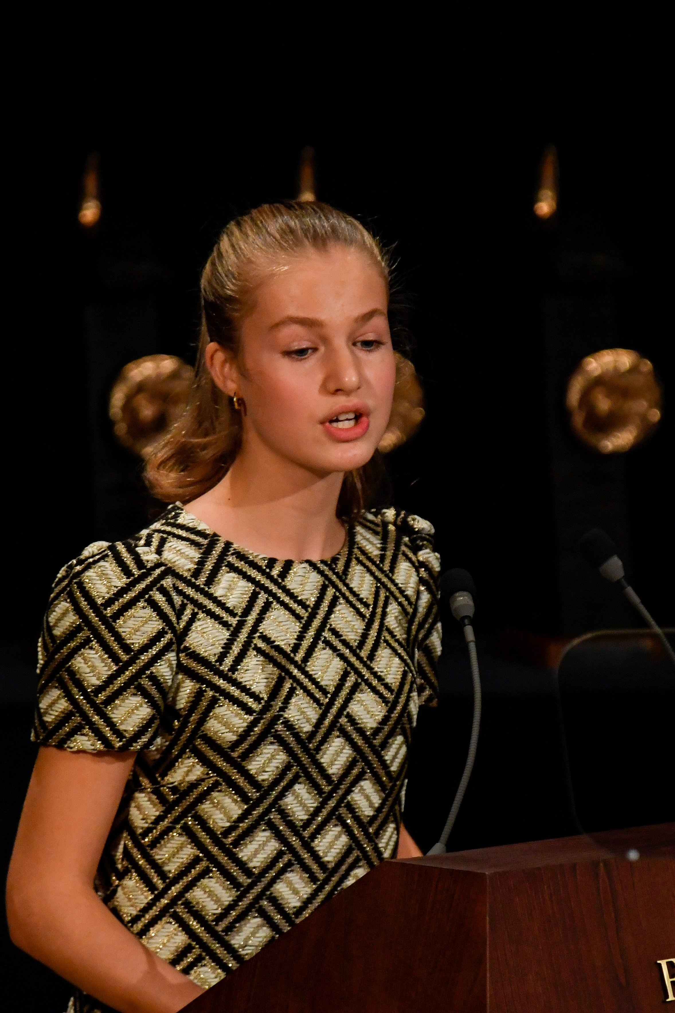 Leonor pija, incapaz de hacer el gesto de la princesa Íngrid de Noruega a los 18 años