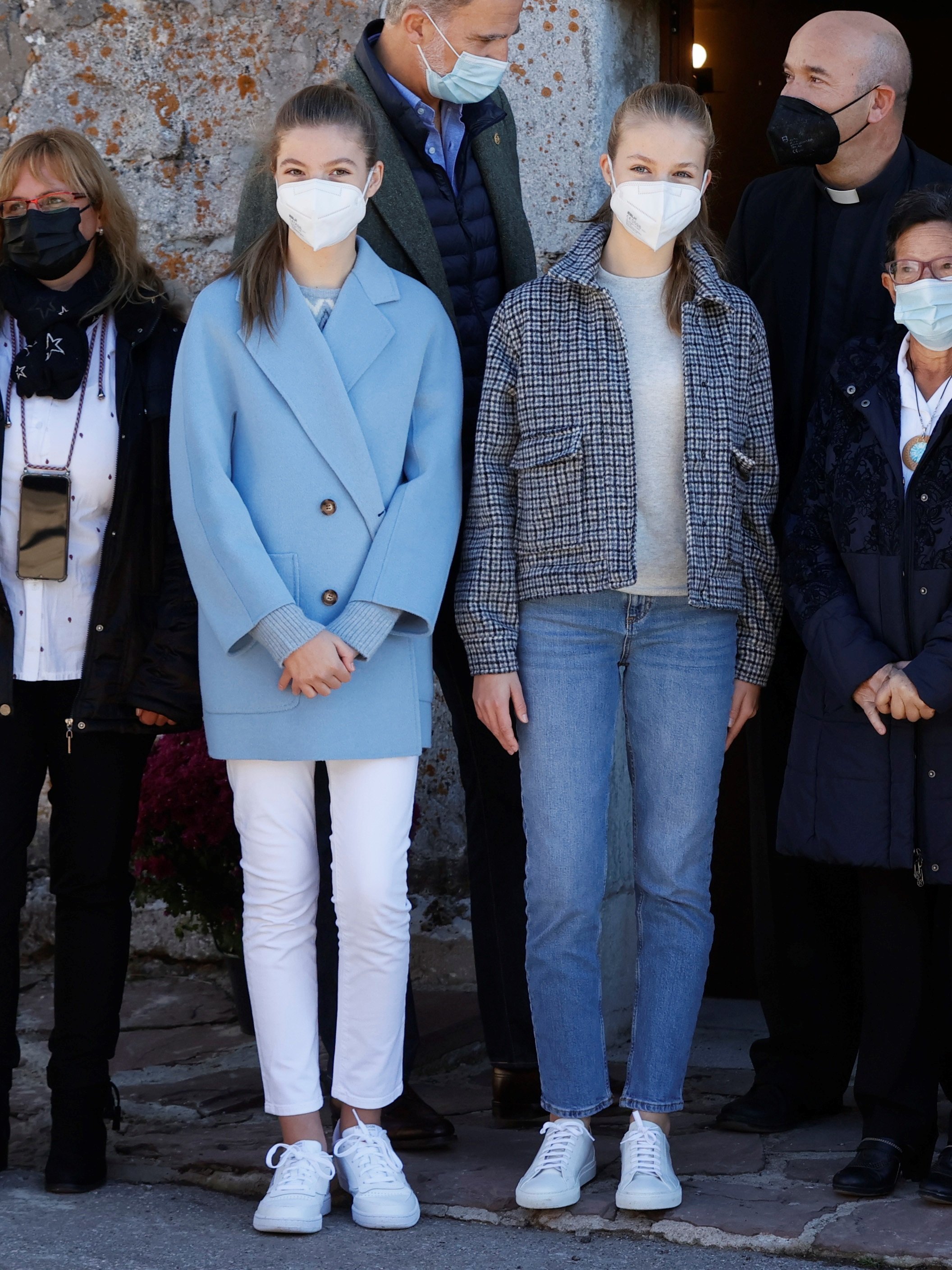 Peñafiel destrossa la infanta Sofia i Elionor per una foto amb minifaldilla