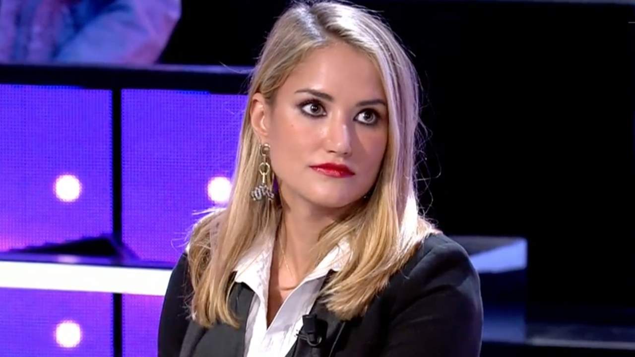 Alba Carrillo, “poca vergüenza” con una fallecida: habla el hermano, la deja muy mal