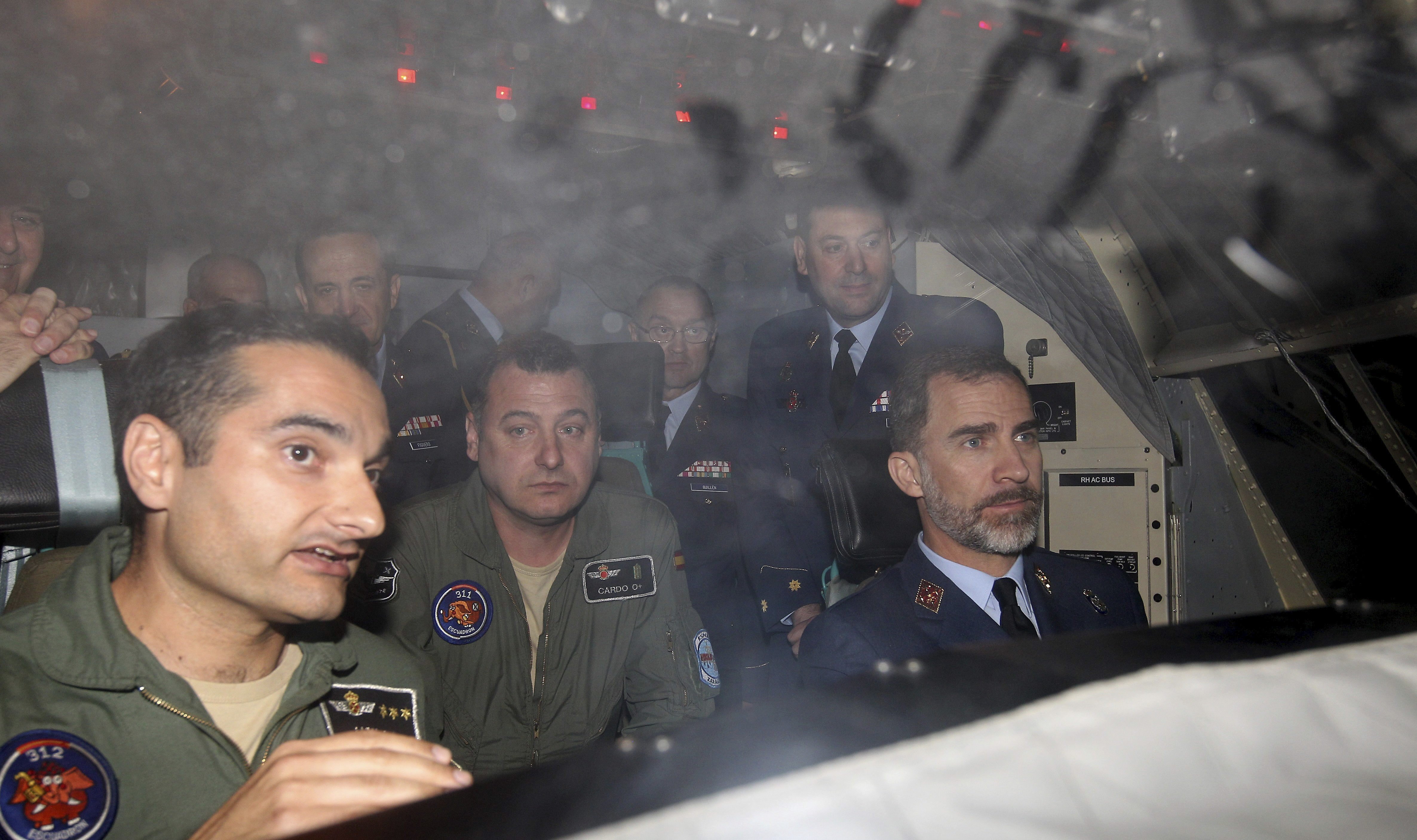 Susto de Felipe VI en pleno vuelo: desvían su avión cuando volaba a Galicia