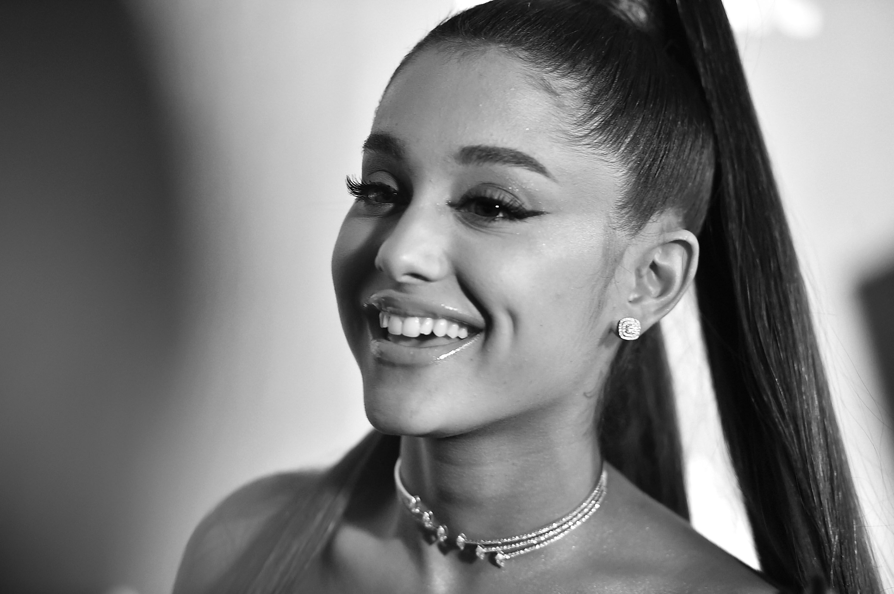 El sorprenent look d'Ariana Grande amb què fa un homenatge a una pel·lícula de Hollywood