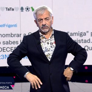 Convidada de First Dates beu la seva pròpia orina i refrega el sopar pel cos: Carlos Sobera i companyia, muts