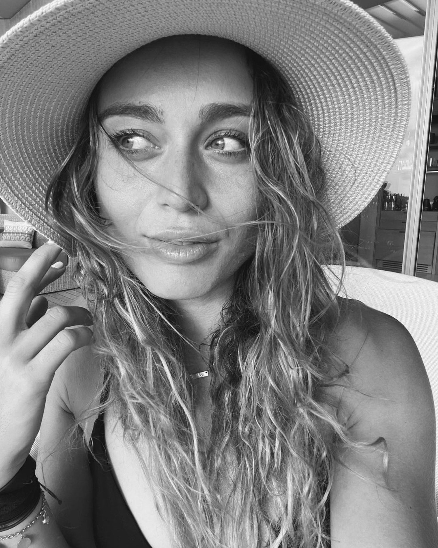 Paula Badosa i nòvio, al paradís, dins l'aigua. Fans impactats: "La última foto..."