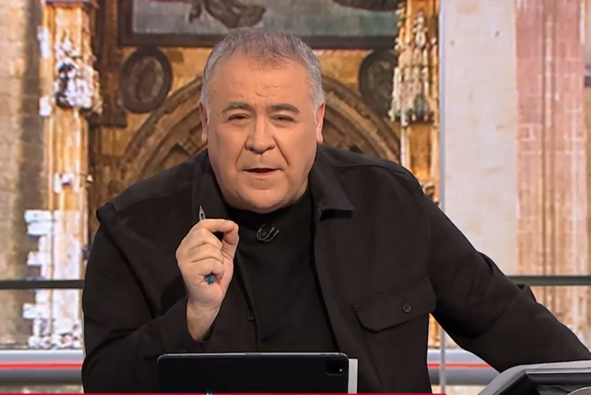 Col·laborador de Ferreras ataca TV3 i el català: "No es cultura, es imposición"