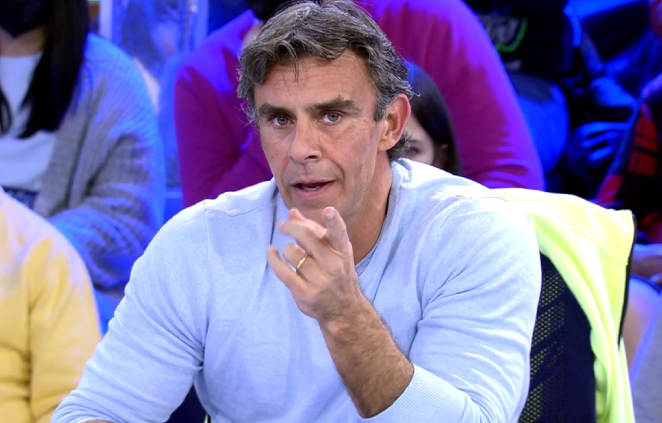 Acusan a Alonso Caparrós de ser infiel a su mujer con una ex presentadora de TV3