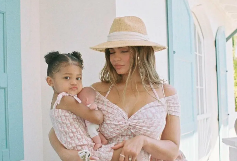 Stormi, la hija de 7 años de Kylie Jenner, gasta 7.000 euros semanales en peluquería