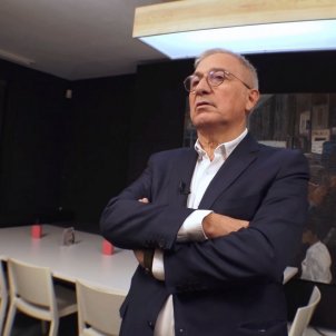 Xavier Sardà brazos cruzados TV3