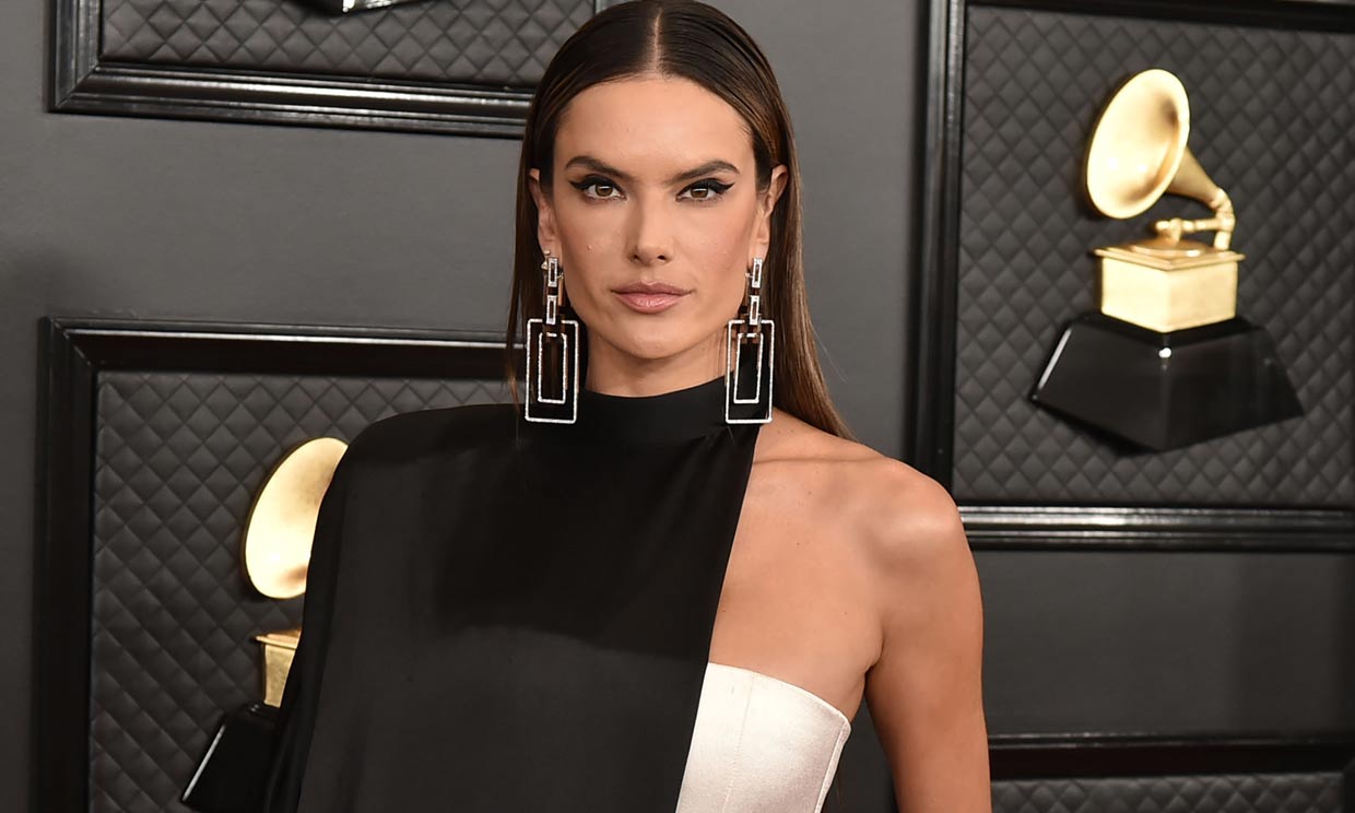 Se hizo pasar por la supermodelo Alessandra Ambrosio y estafó a un conocido deportista durante 15 años