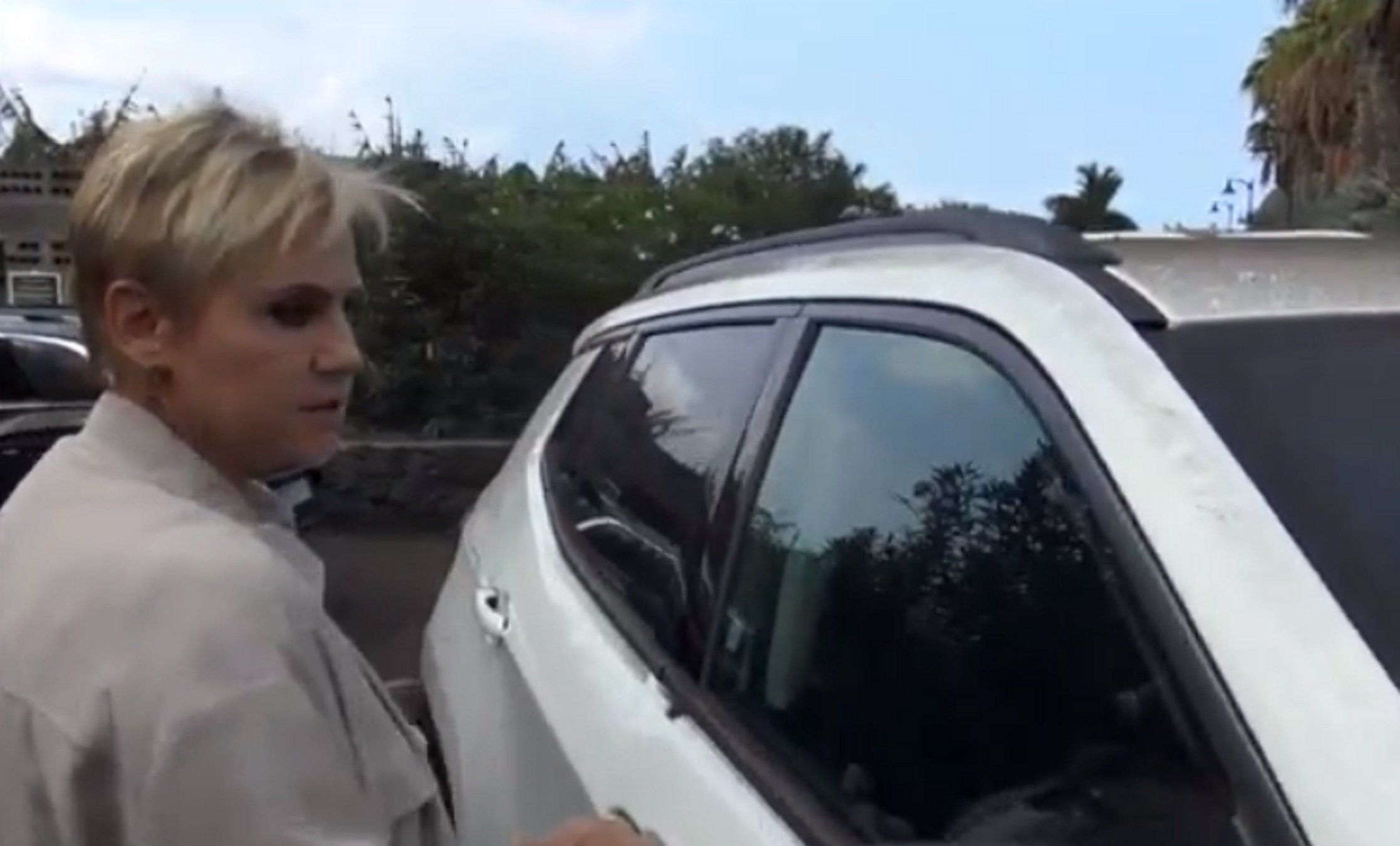 Glòria Serra sobrecoge, relato en el coche: "A punto de matarme. Mucho miedo"