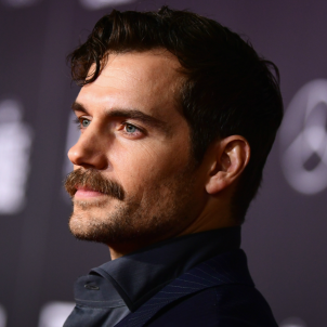 Henry Cavill sí será James Bond, pero no el oficial