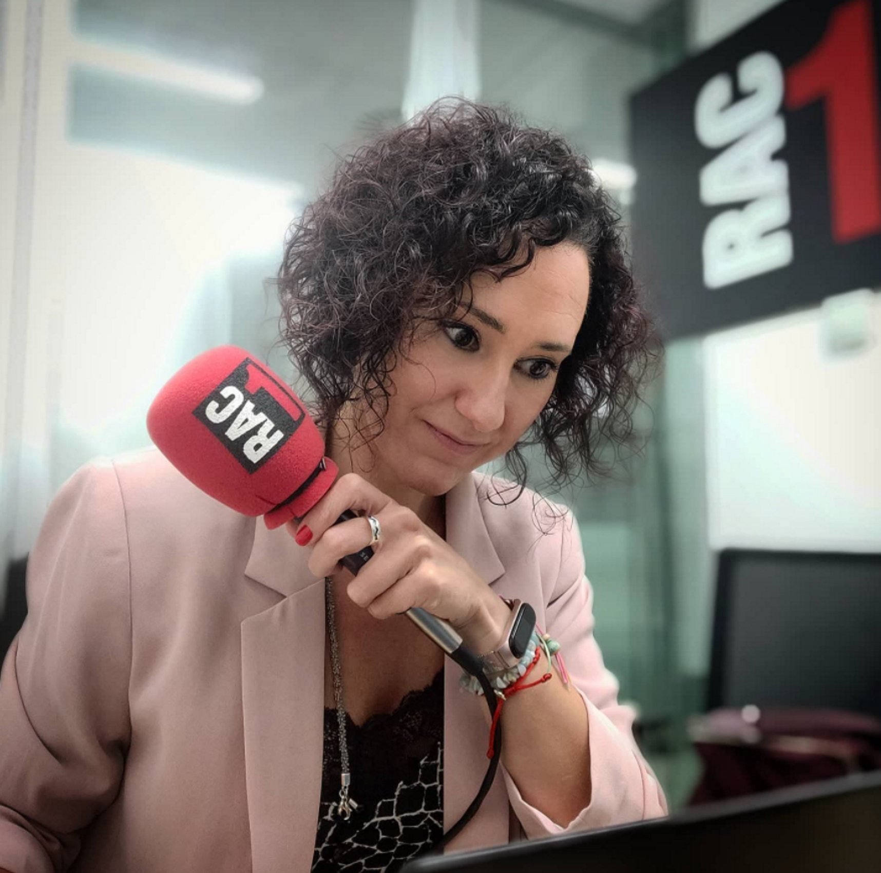 Periodista de RAC1 denuncia el missatge penós rebut a xarxes: agressió masclista