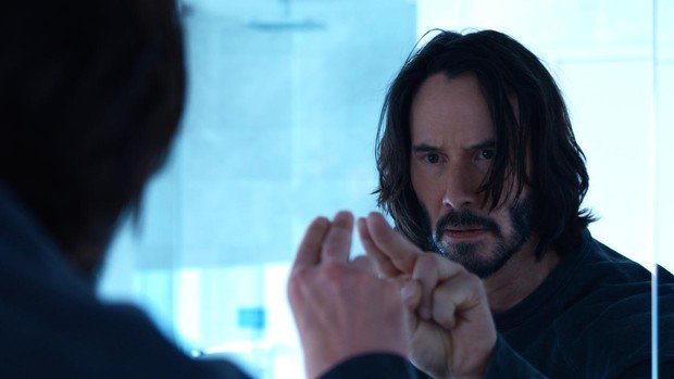 Keanu Reeves reaparece en Matrix tras vivir la muerte de su hija recién nacida y de su mujer