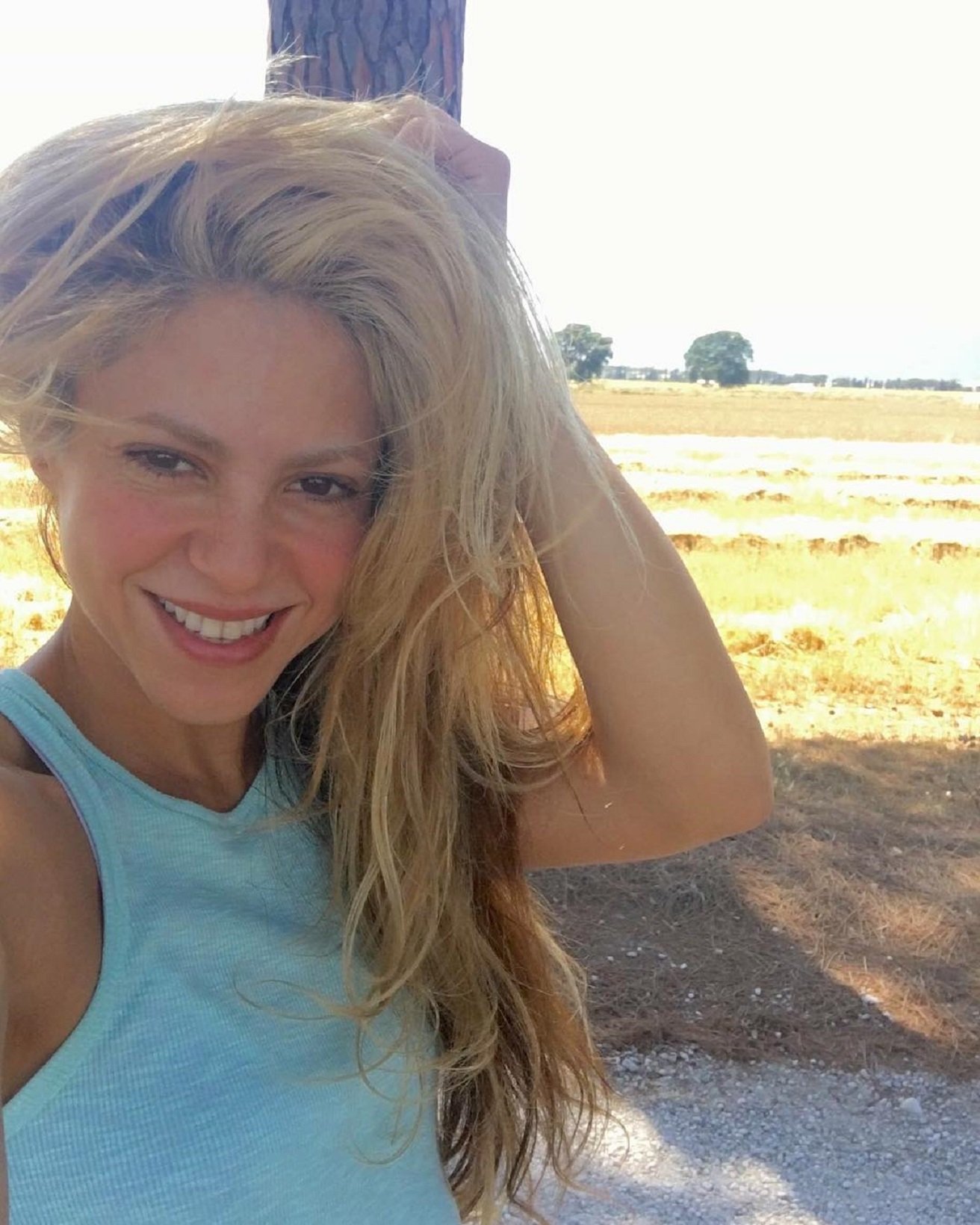 La hija de Rakitic, la mejor imitadora de Shakira