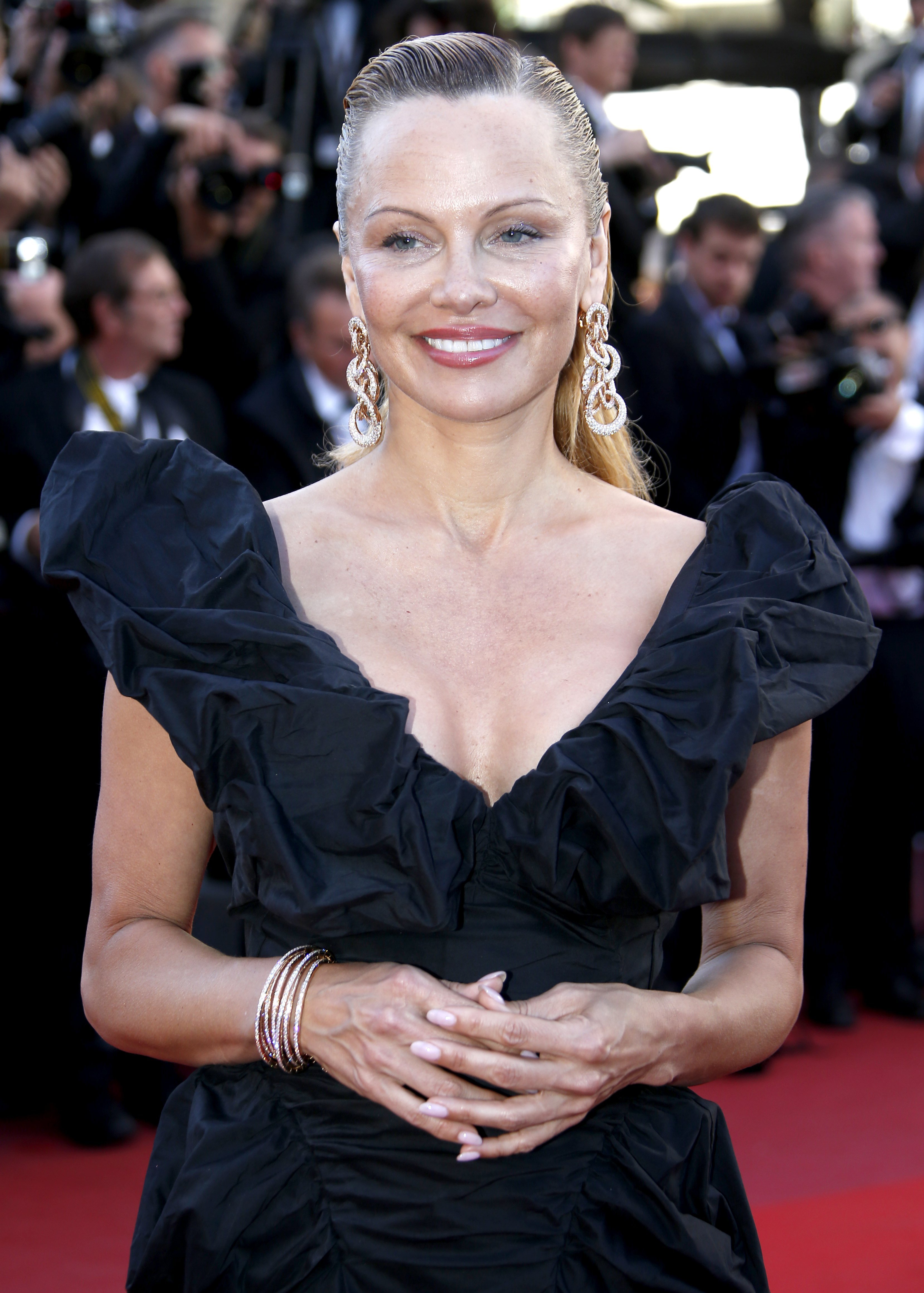 Pamela Anderson, contra el feminisme: “És avorrit i paralitza els homes”
