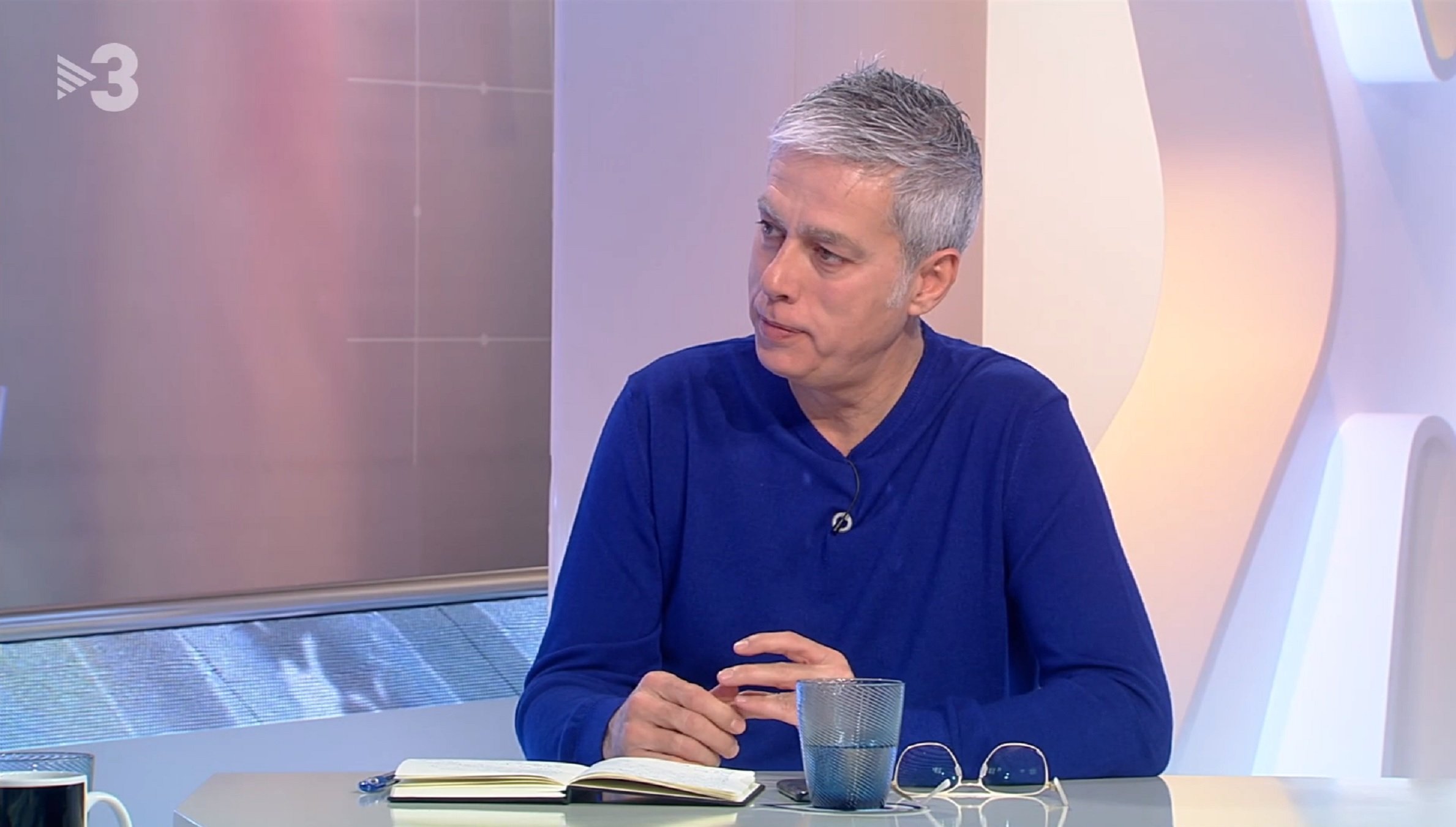 Albert Om critica un detall lleig de TV3 i surt en defensa de José Corbacho