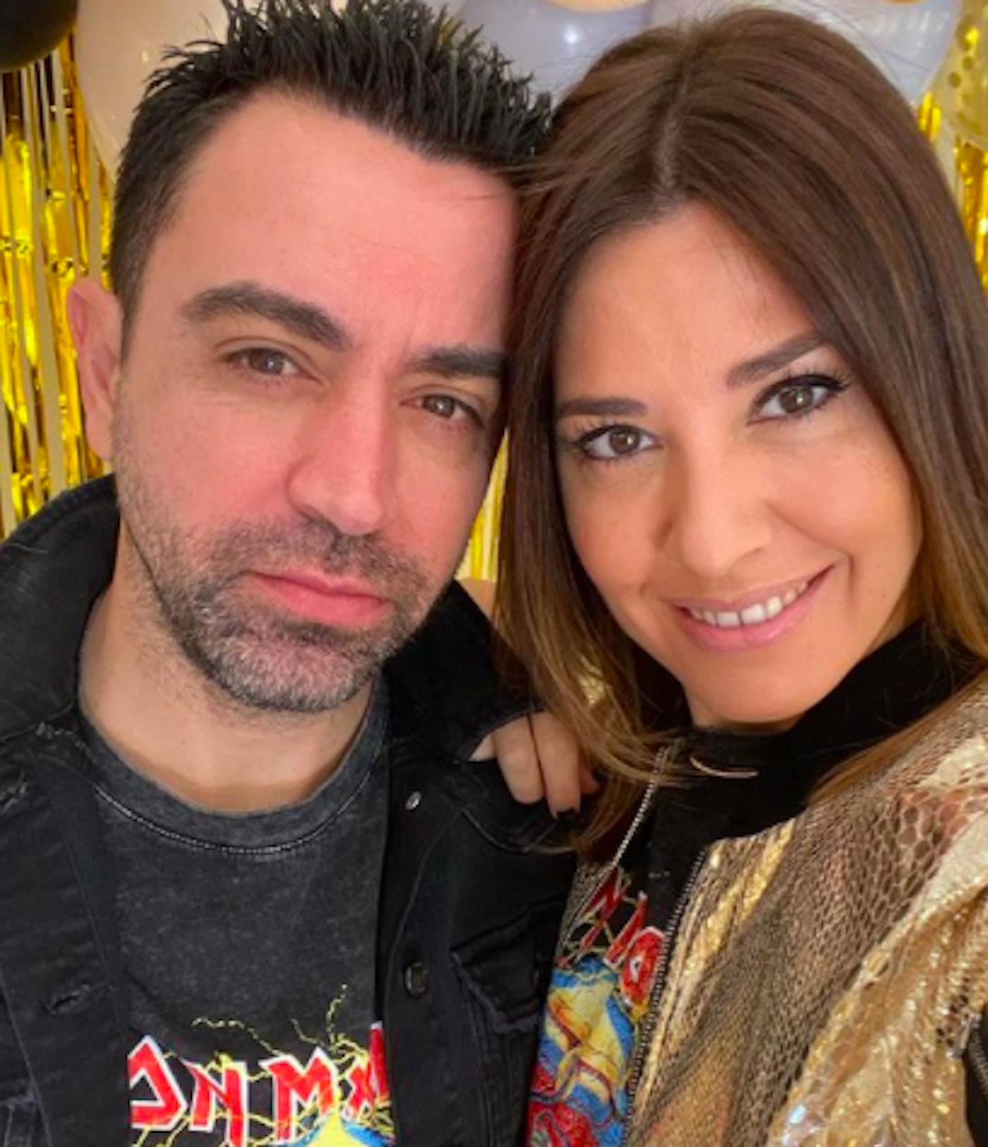 Xavi Hernández y Núria Cunillera como nunca los has visto en casa de unos amigos