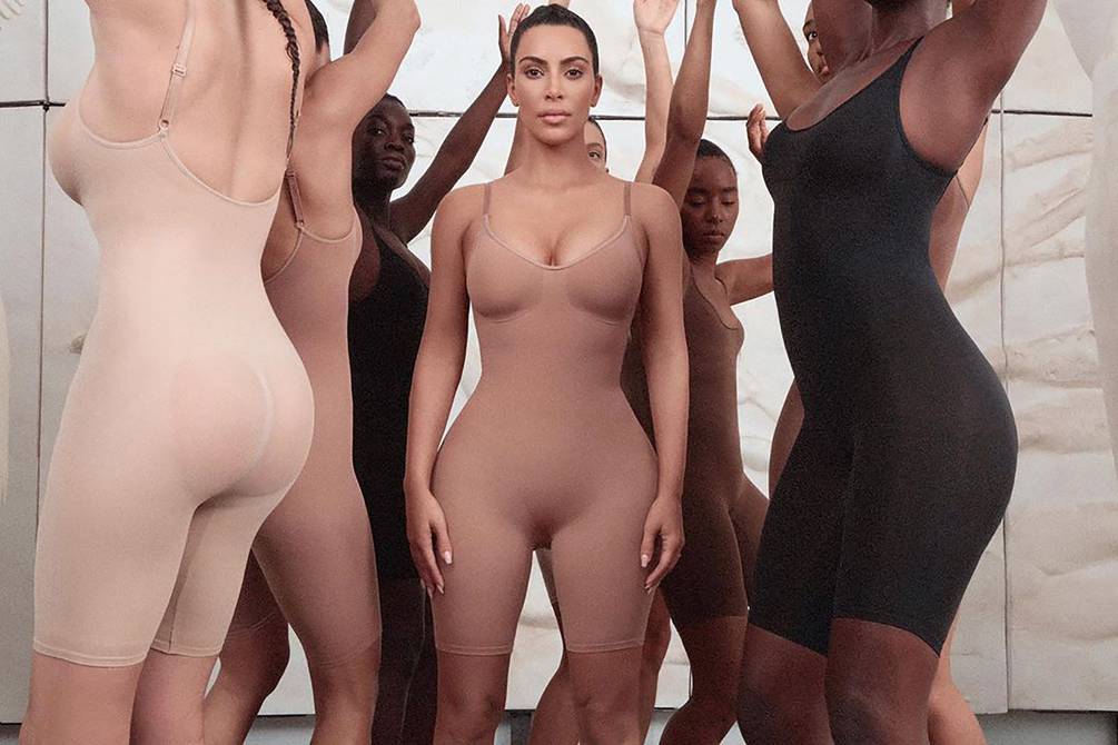 Así es Kim Kardashian sin su famosa faja moldeadora, nada que ver