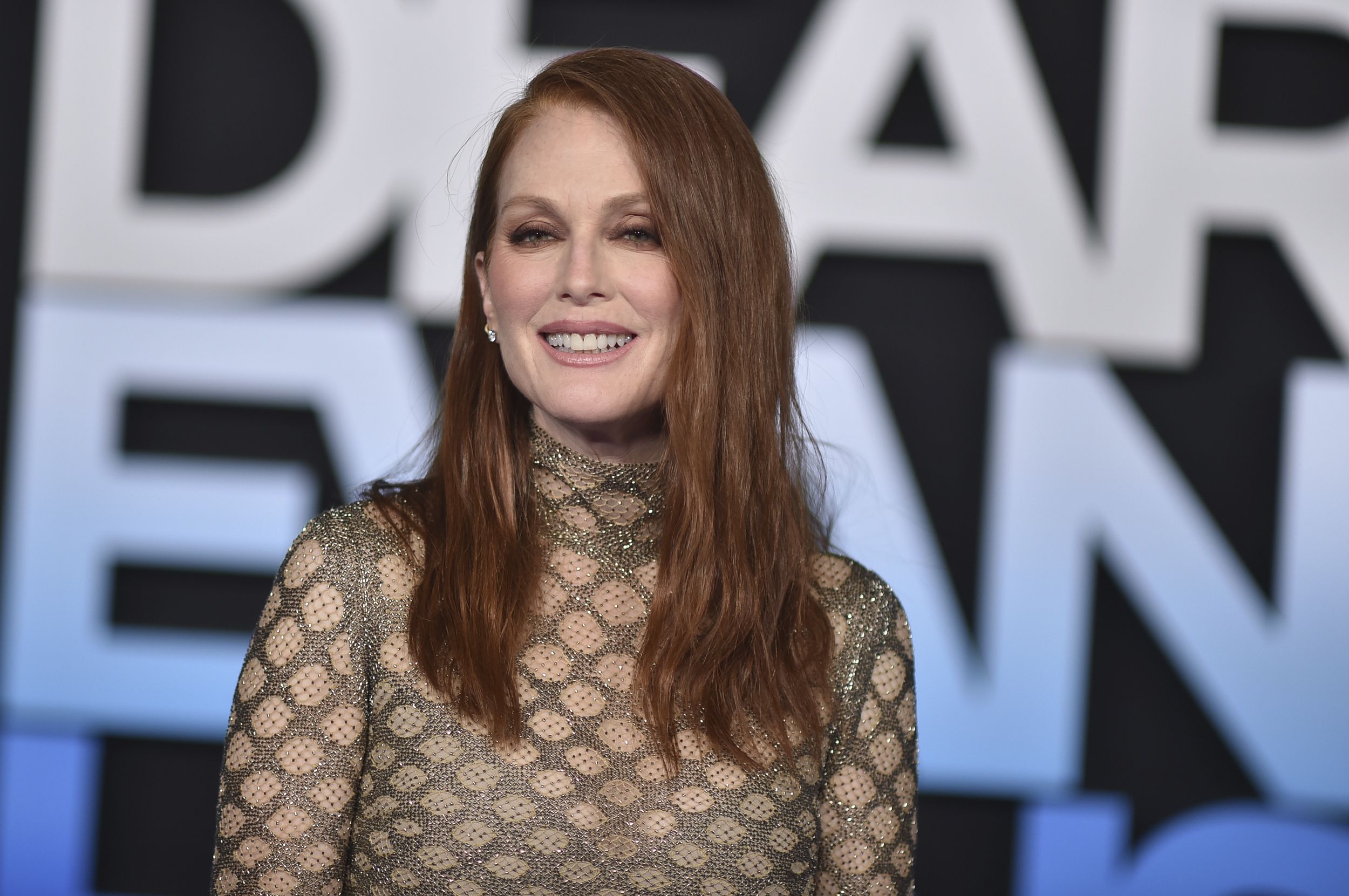 Tragèdia a Hollywood: l'agent de Julianne Moore apareix mort després de lluitar contra la depressió paralitzant