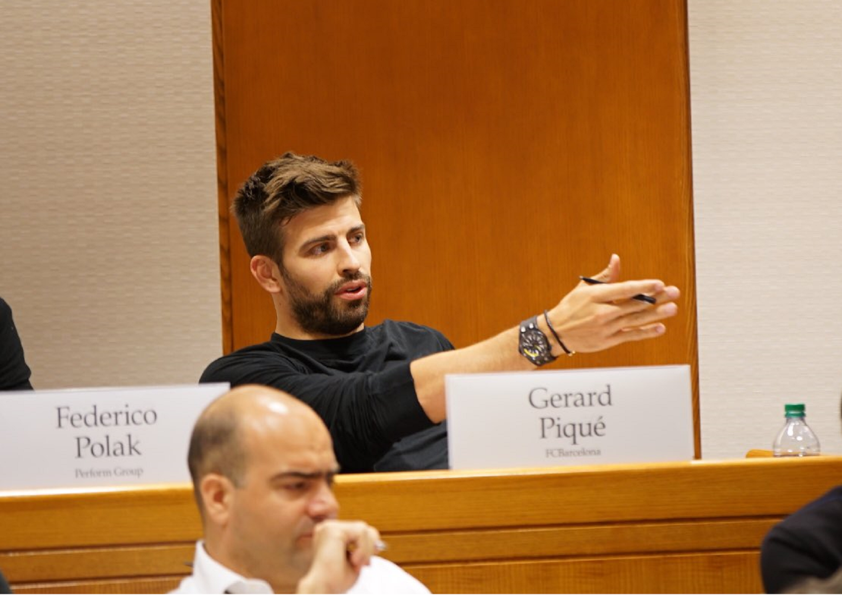 Piqué, integradísimo en Harvard