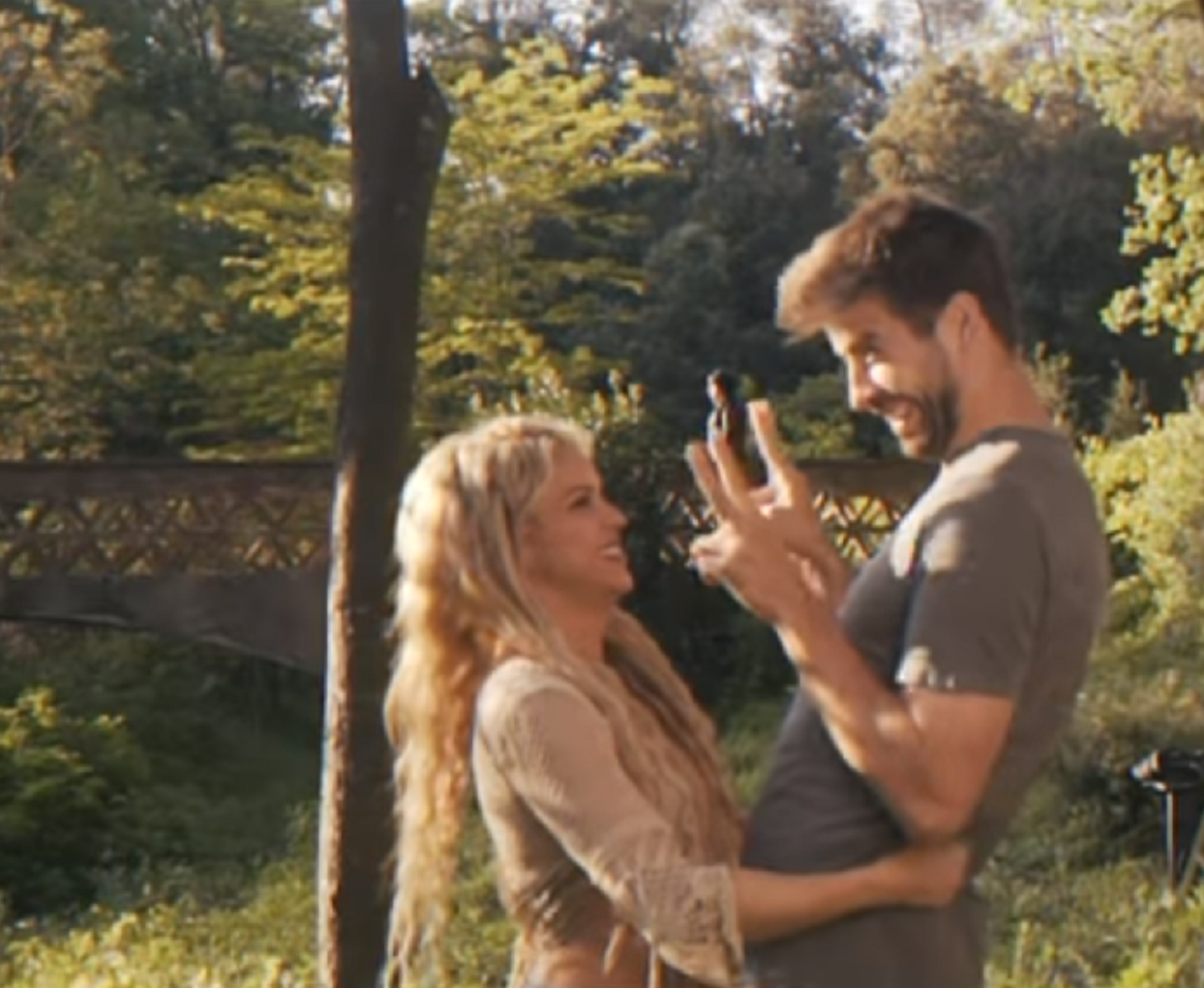 Así fue el divertido rodaje del videoclip de Shakira y Piqué