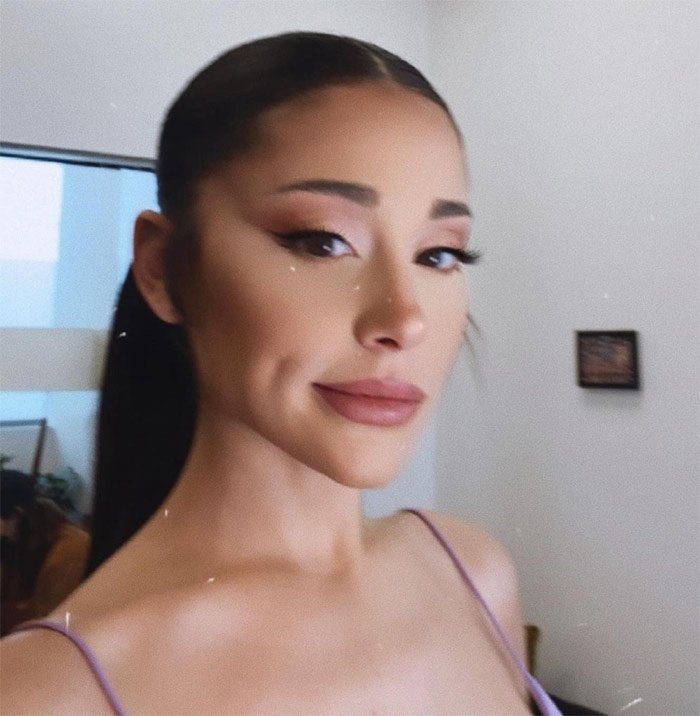 No le hace falta maquillaje: Así es Ariana Grande al natural