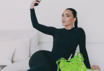 El vestit de Kim Kardashian de Balenciaga dispara rumors d'un nou augment de mida