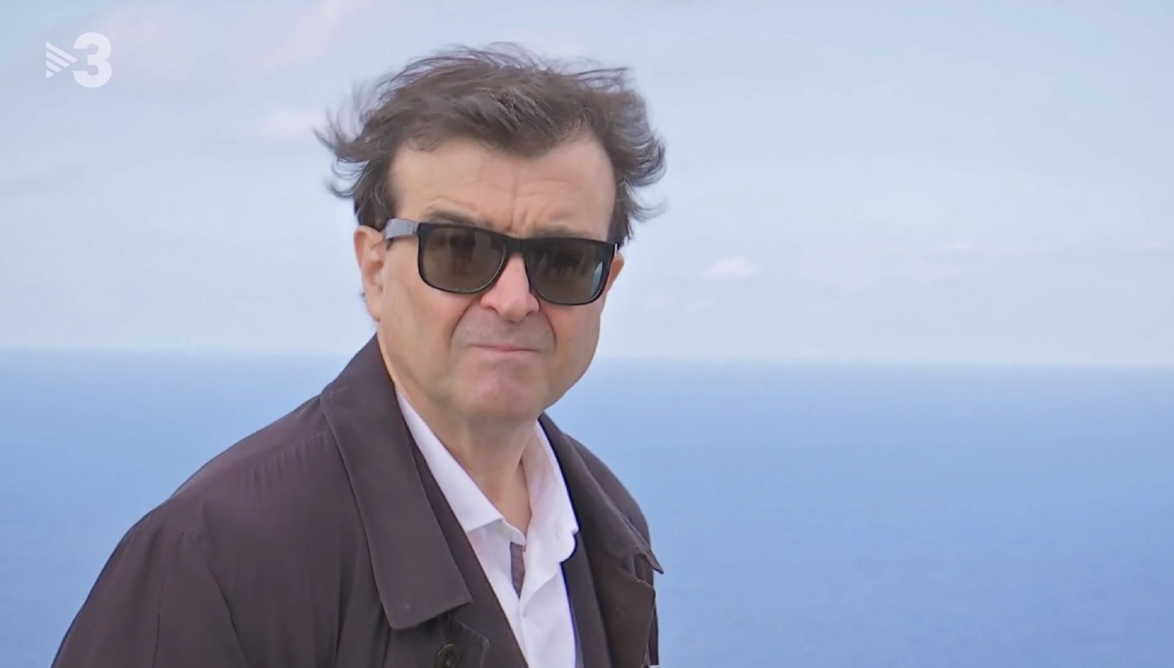 Crítiques a TV3 per promocionar Javier Cercas al Telenotícies: "Fem l'imbècil"