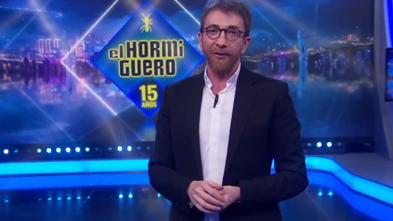 Pablo Motos desaparece de 'El Hormiguero' y Nuria Roca coge las riendas