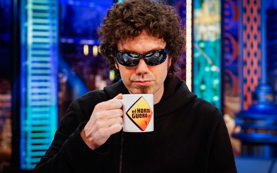 Así es la vida ahora de ‘El Hombre de Negro’ que se hizo famoso en ‘El Hormiguero’ de Pablo Motos