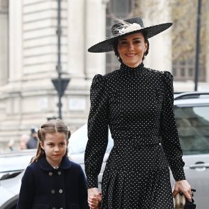 Kate Middleton de luto hunde a Letizia de verde en el funeral del duque de Edimburgo Kate Middleton de luto hunde a Letizia de verde en el funeral del duque de Edimburgo